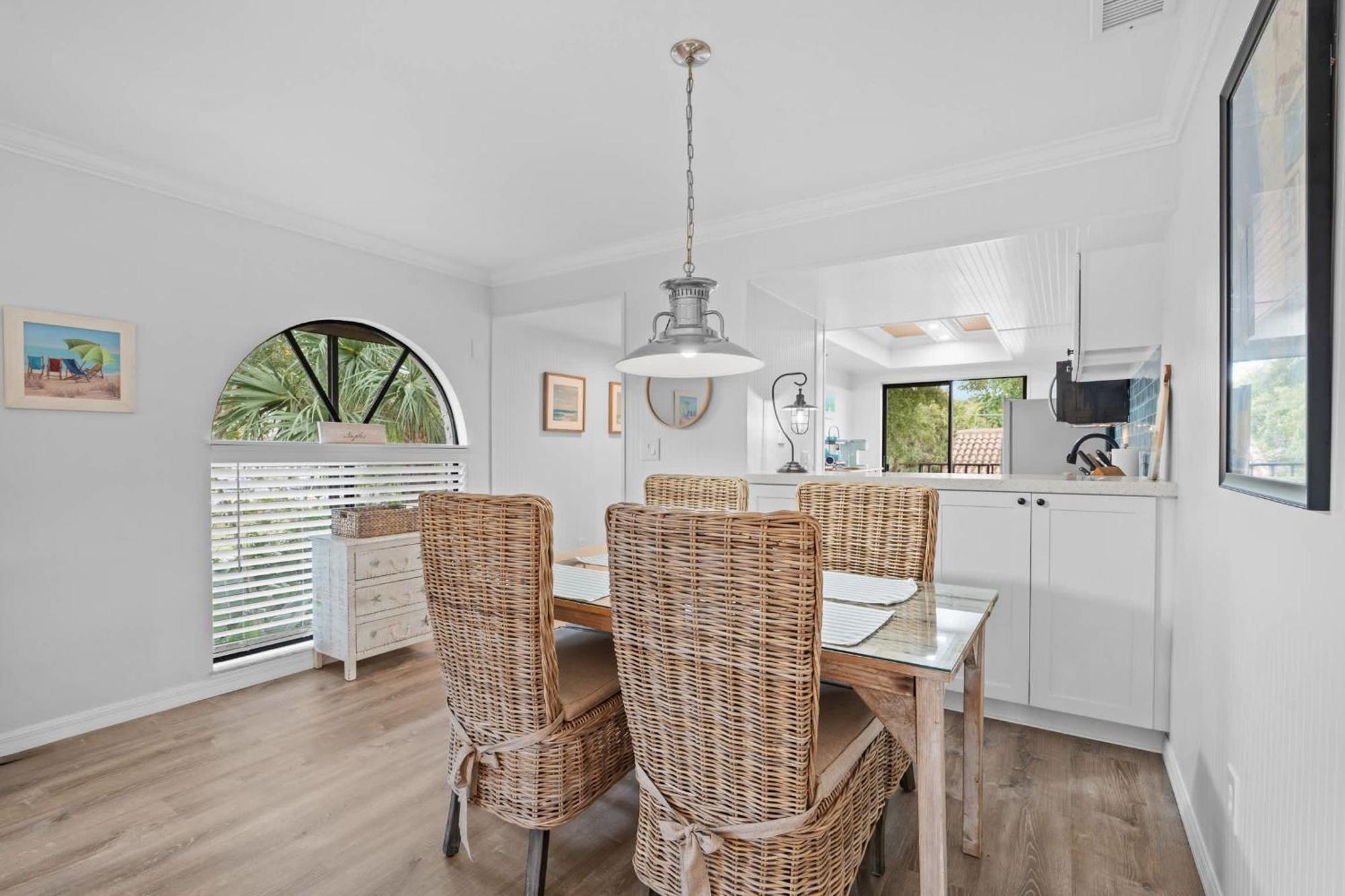 Holiday home Completely Refurbished Centrally Located In *