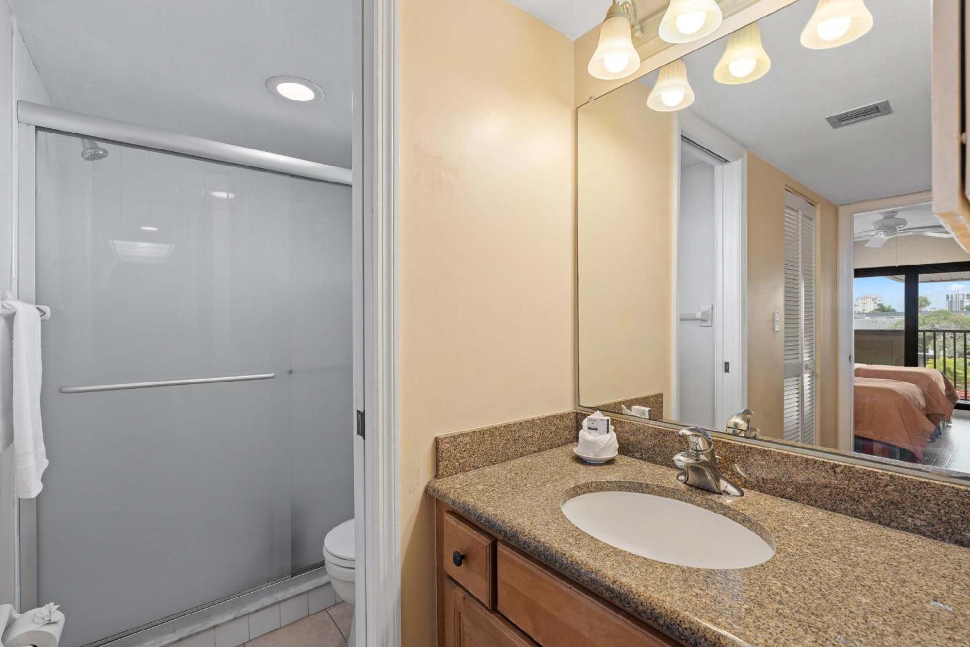 Park Shore Two Bedroom Holiday home Naples