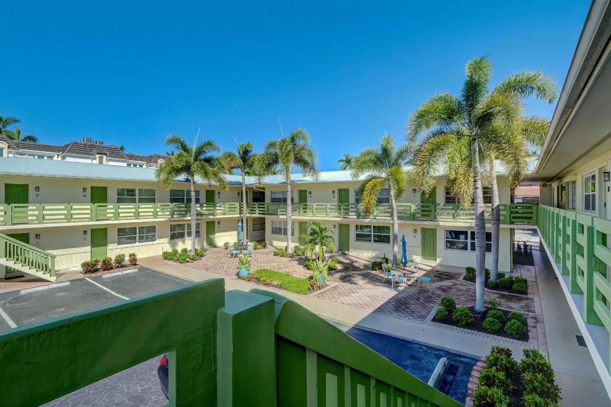 Holiday home Walk To The And Downtown From Our Totally Upgraded