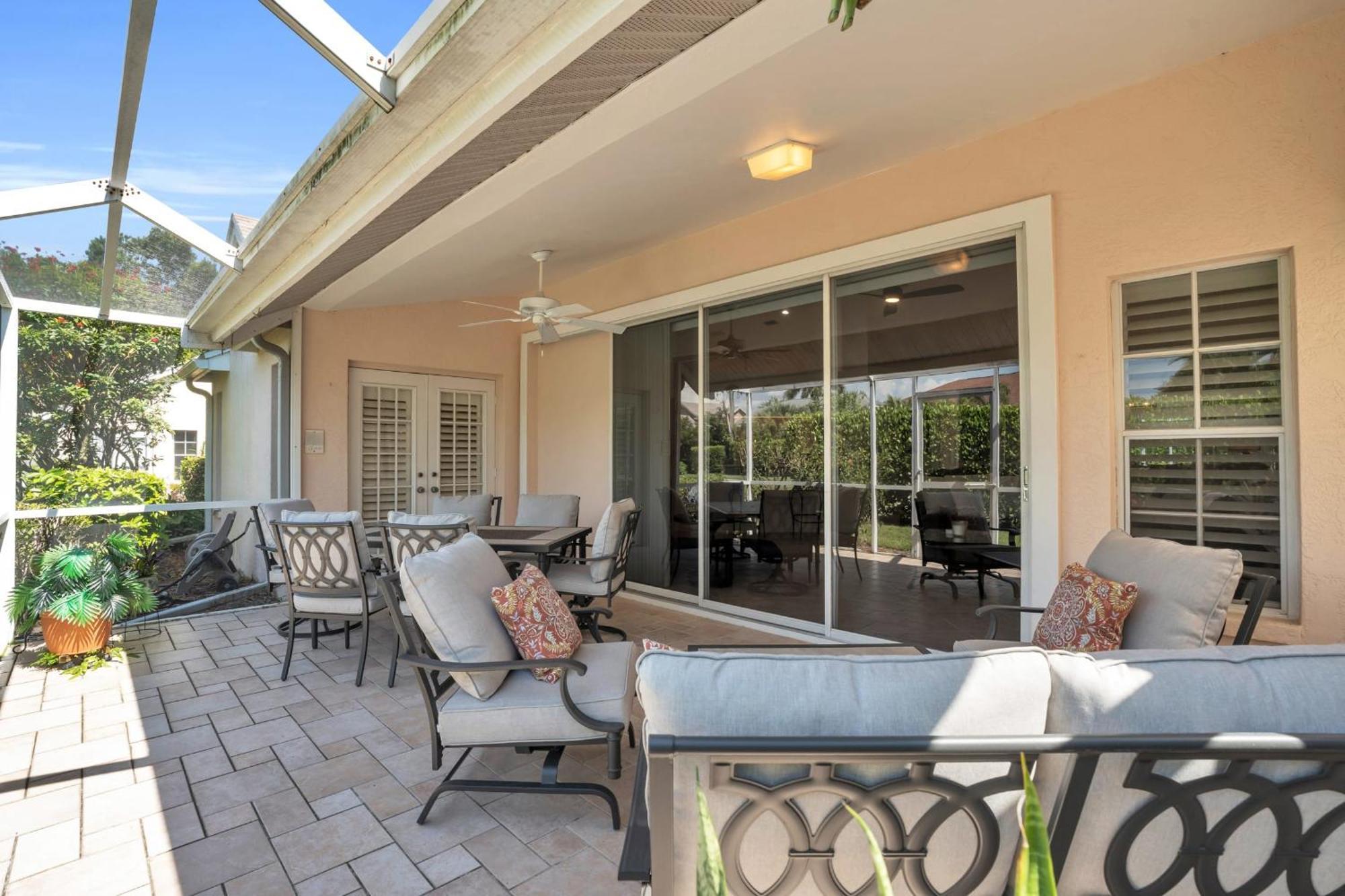 Holiday home Charming With Large Lanai In Lakeside Of Naples