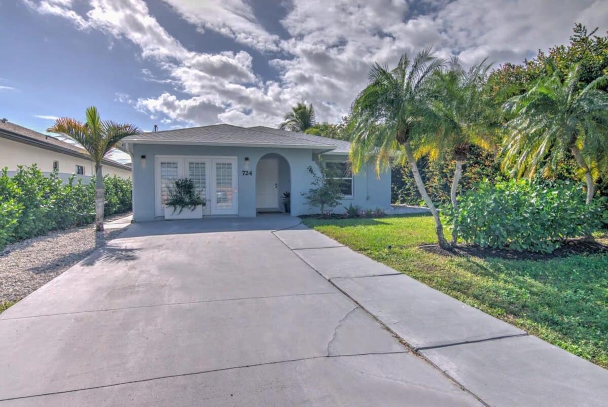 Holiday home Bliss Upscale Haven With Pool Naples