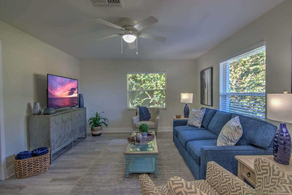 Bliss Upscale Haven With Pool *