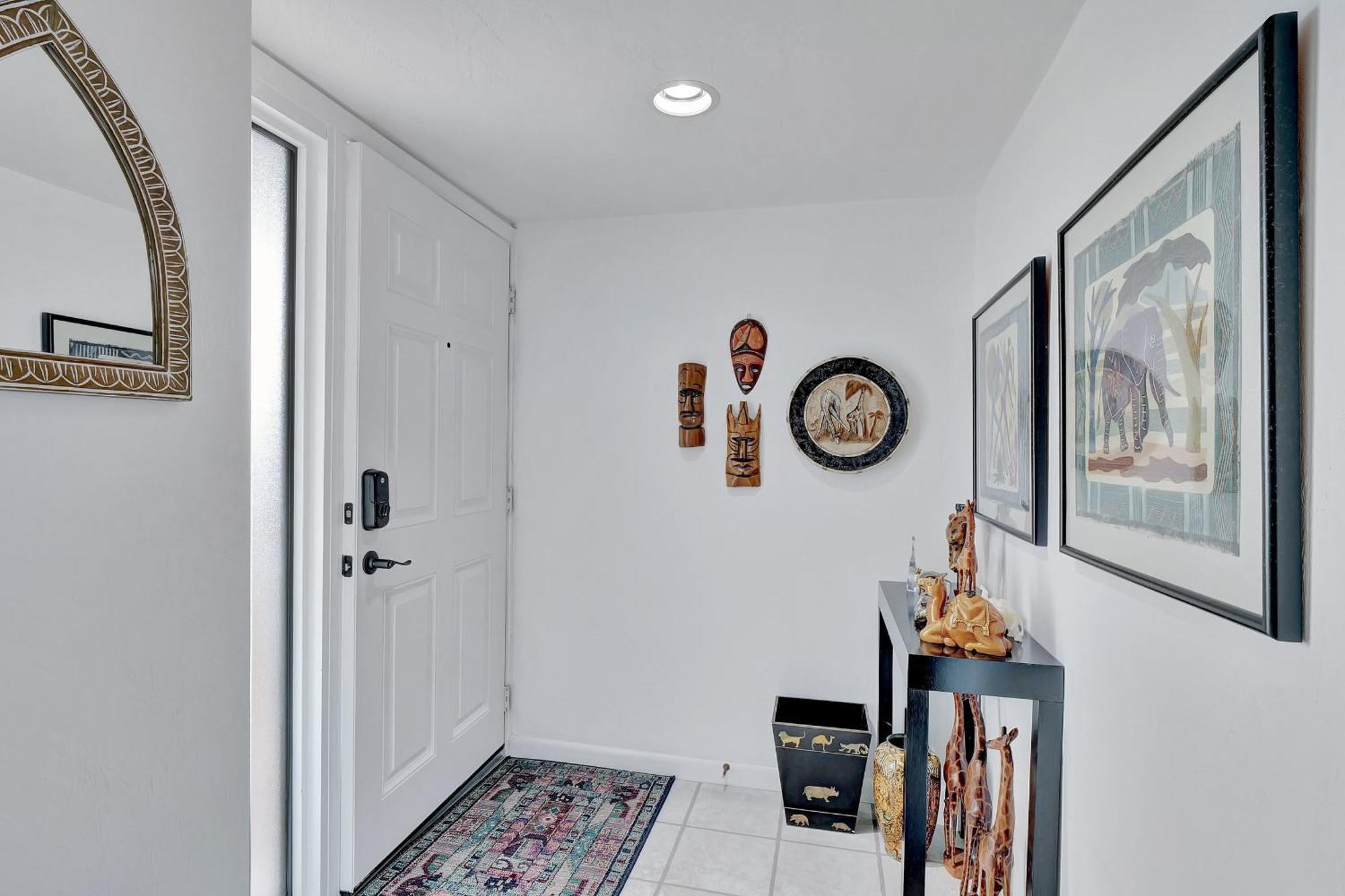 6th Floor End Unit -bay Side -with Gulf Views And Walk To Vanderbilt Holiday home Naples
