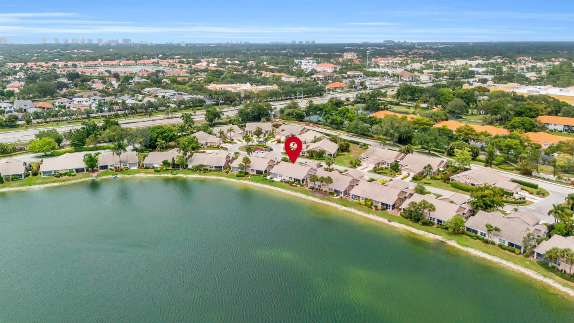 View With A 1 Car Garage 2 Bedrooms In Lakeside Of Fl Villa Naples