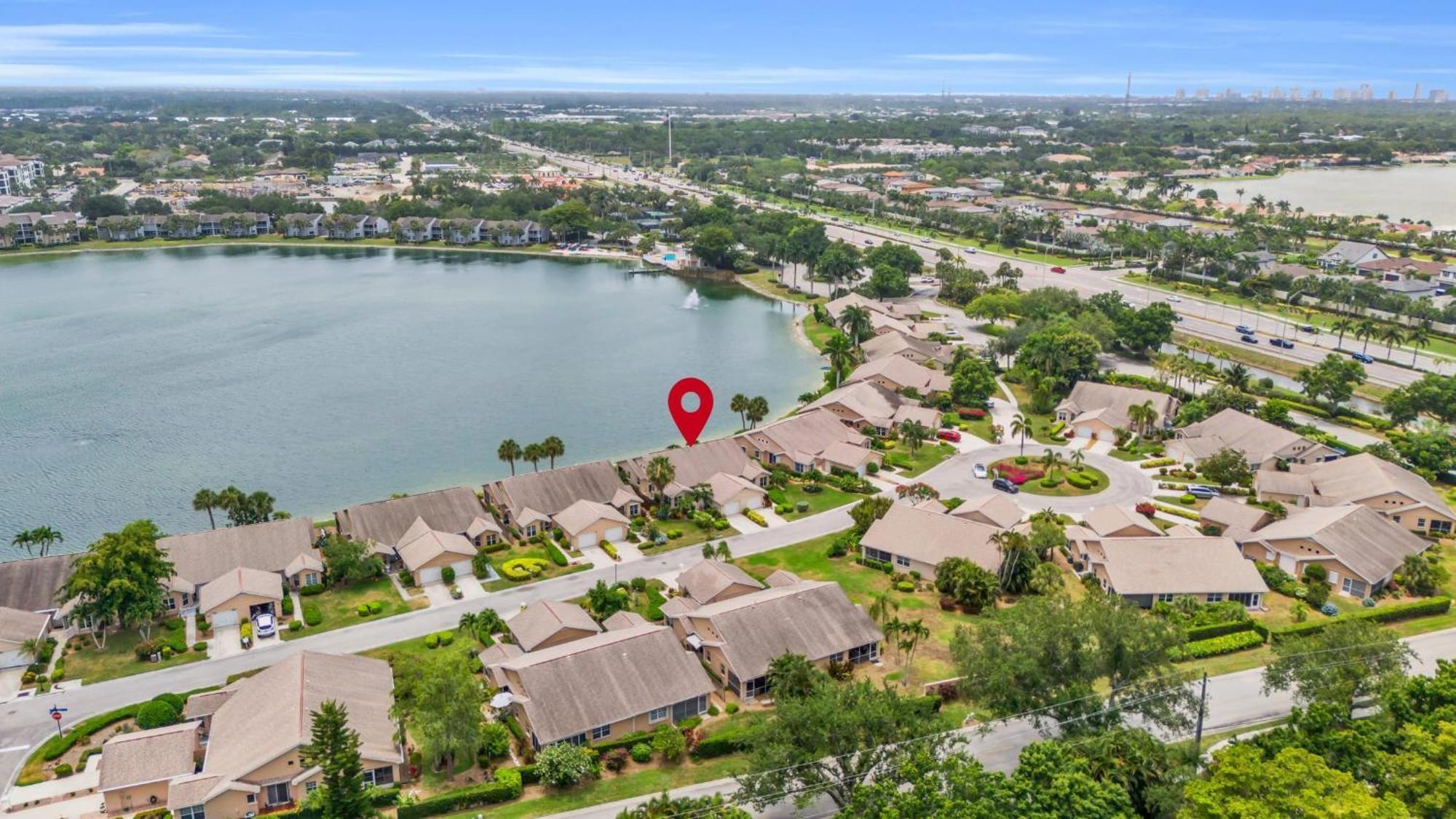 View With A 1 Car Garage 2 Bedrooms In Lakeside Of Fl Villa *