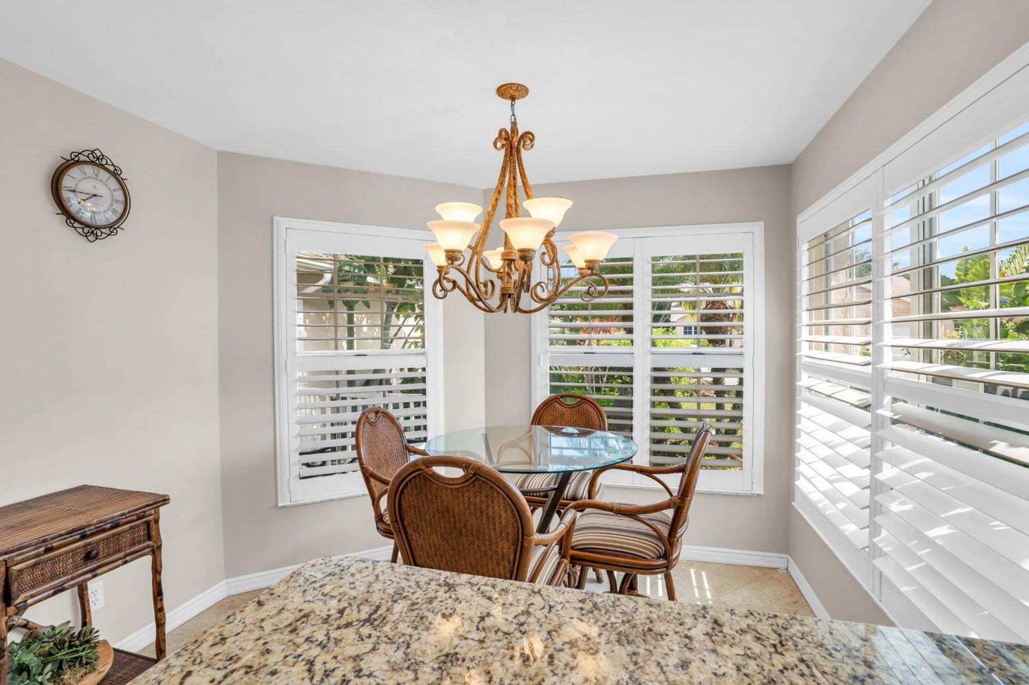 Villa View With A 1 Car Garage 2 Bedrooms In Lakeside Of Fl