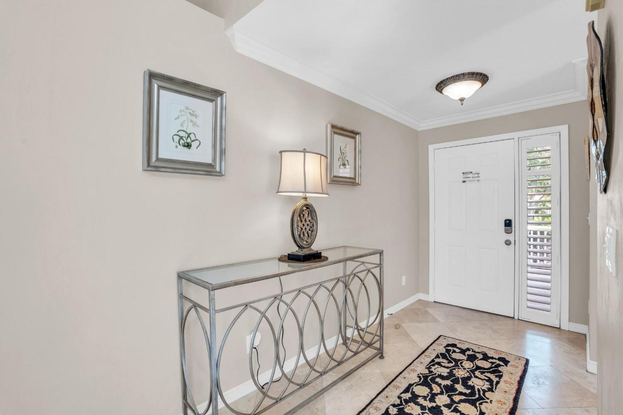 View With A 1 Car Garage 2 Bedrooms In Lakeside Of Fl Villa *