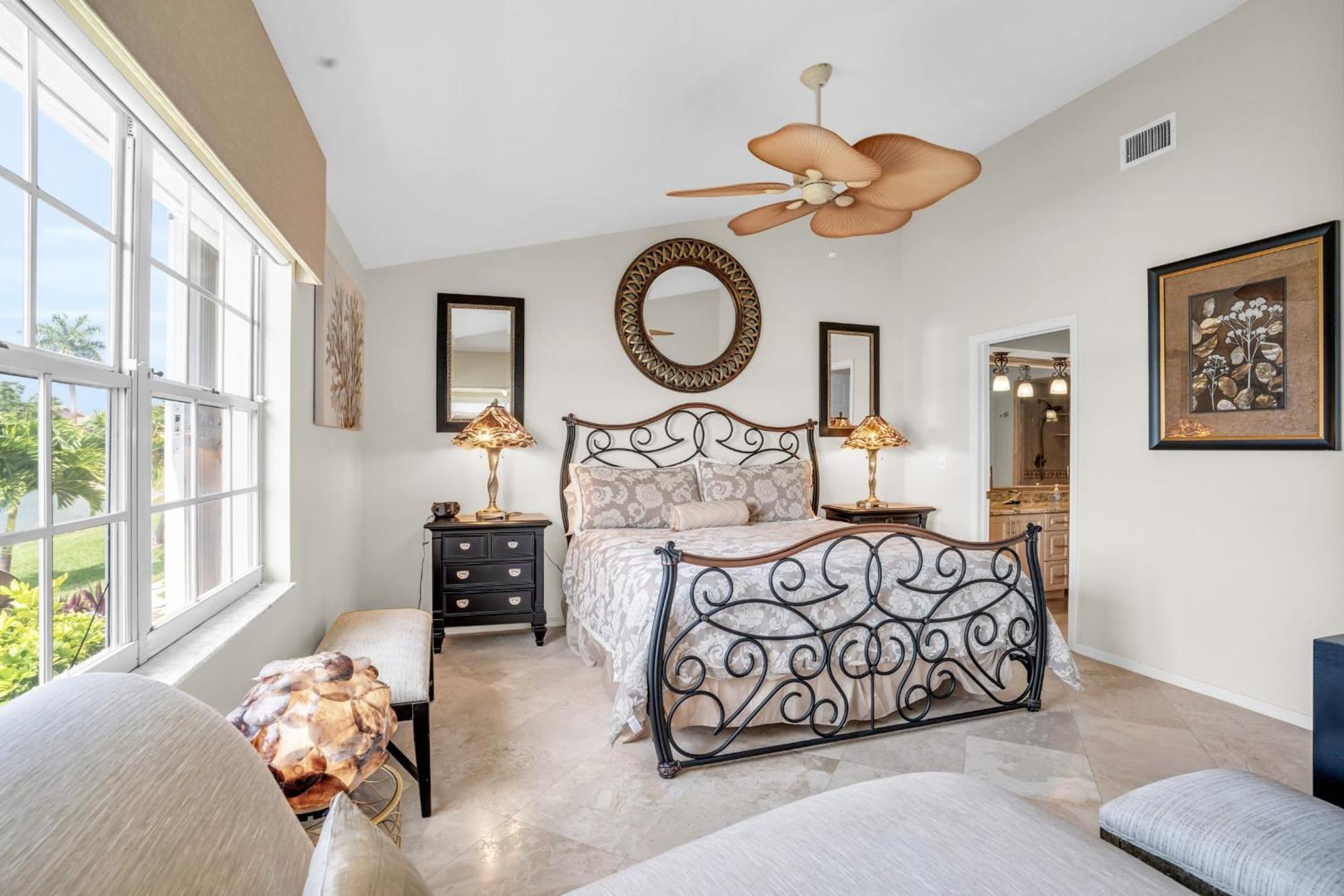 View With A 1 Car Garage 2 Bedrooms In Lakeside Of Fl Naples