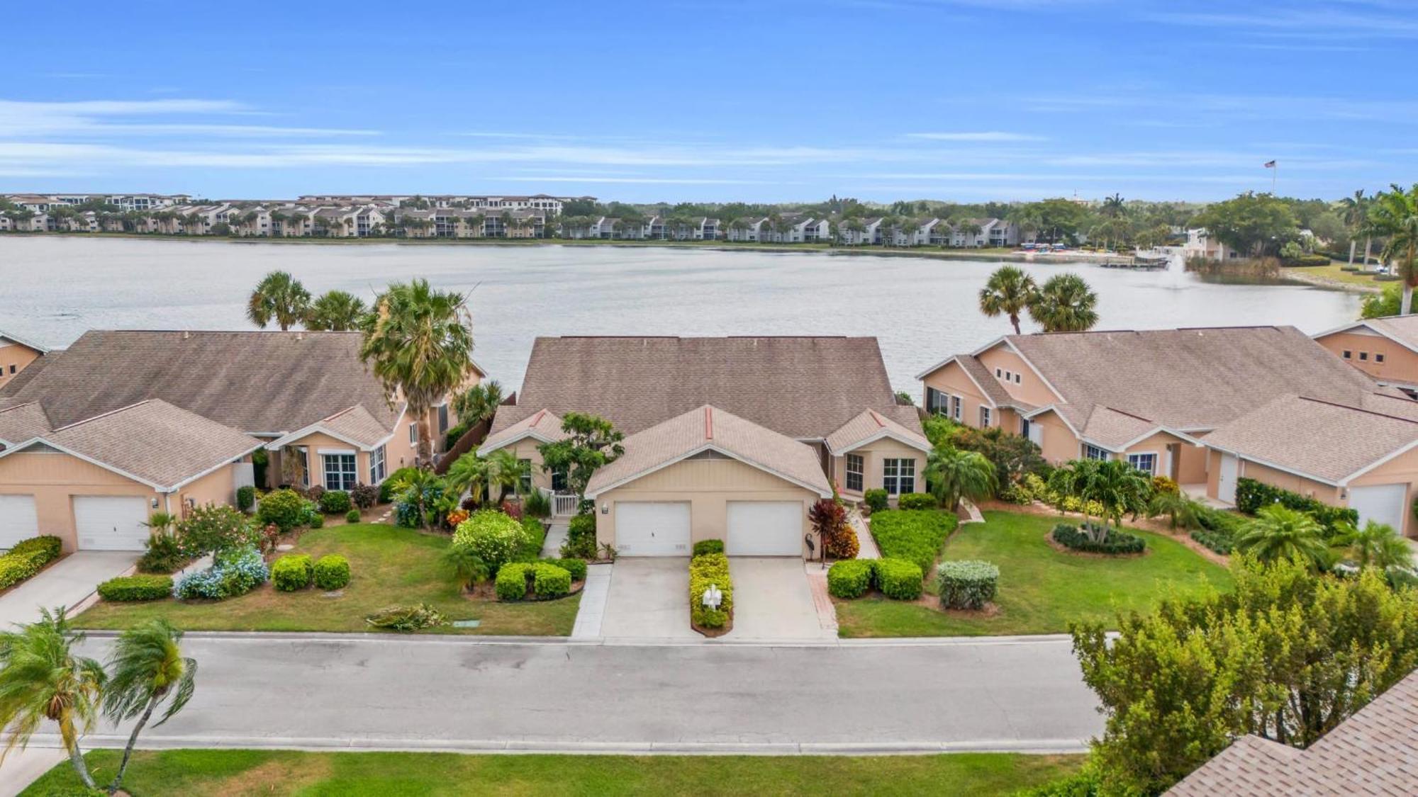 Villa View With A 1 Car Garage 2 Bedrooms In Lakeside Of Fl Naples