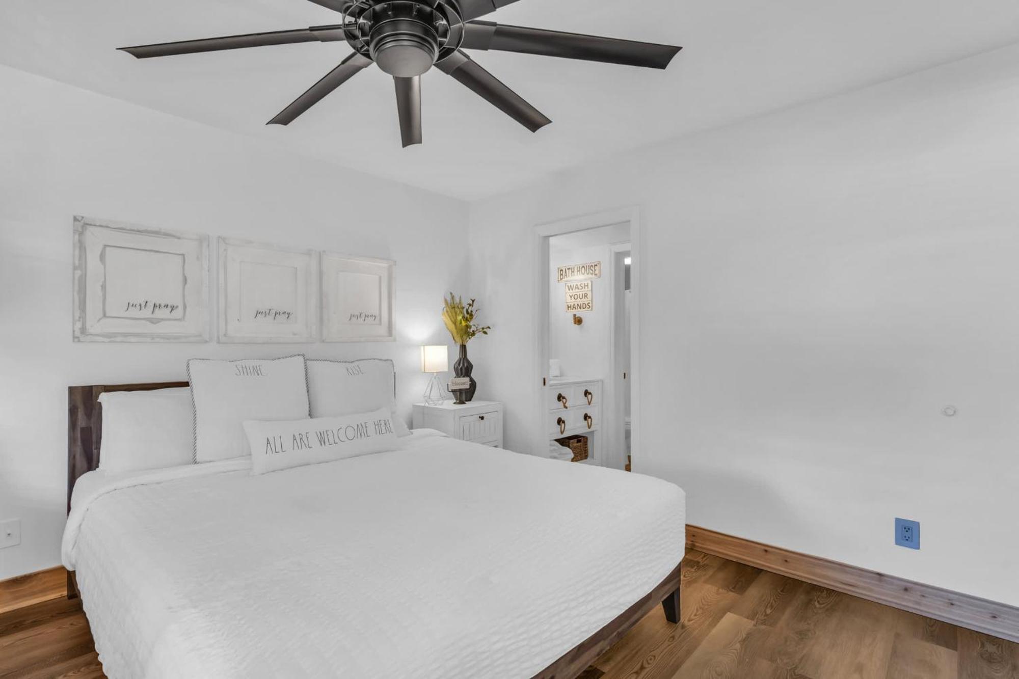 Remodeled 2br Luxury With Views Holiday home