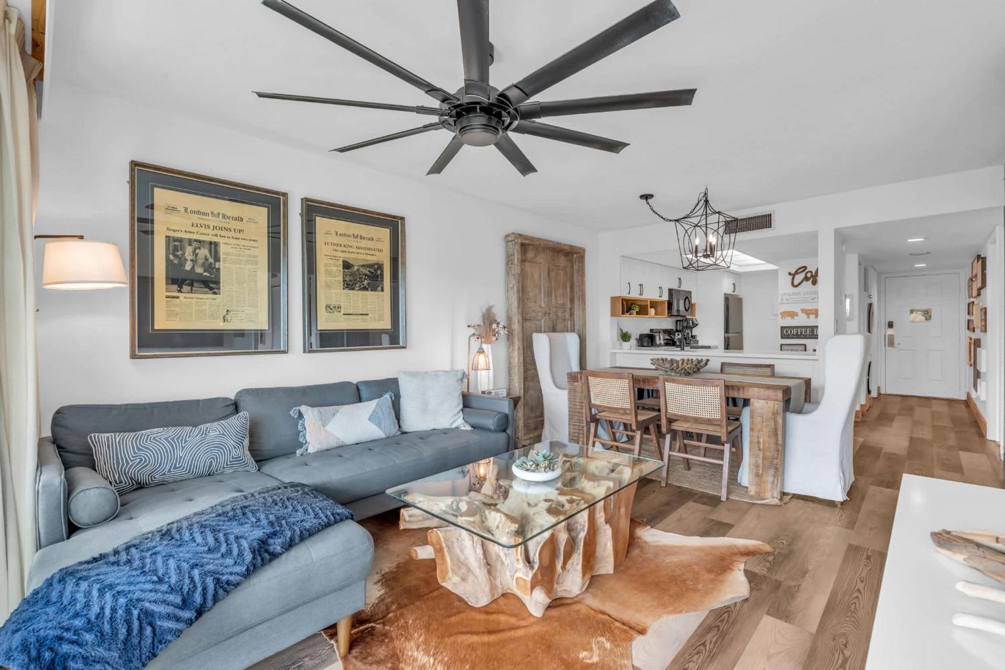 Remodeled 2br Luxury With Views * Naples