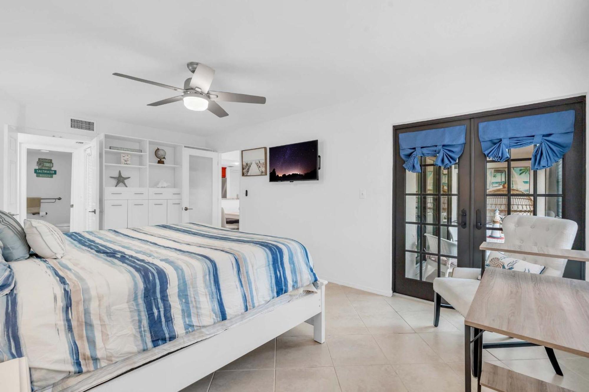First Floor Deluxe #132 * Naples