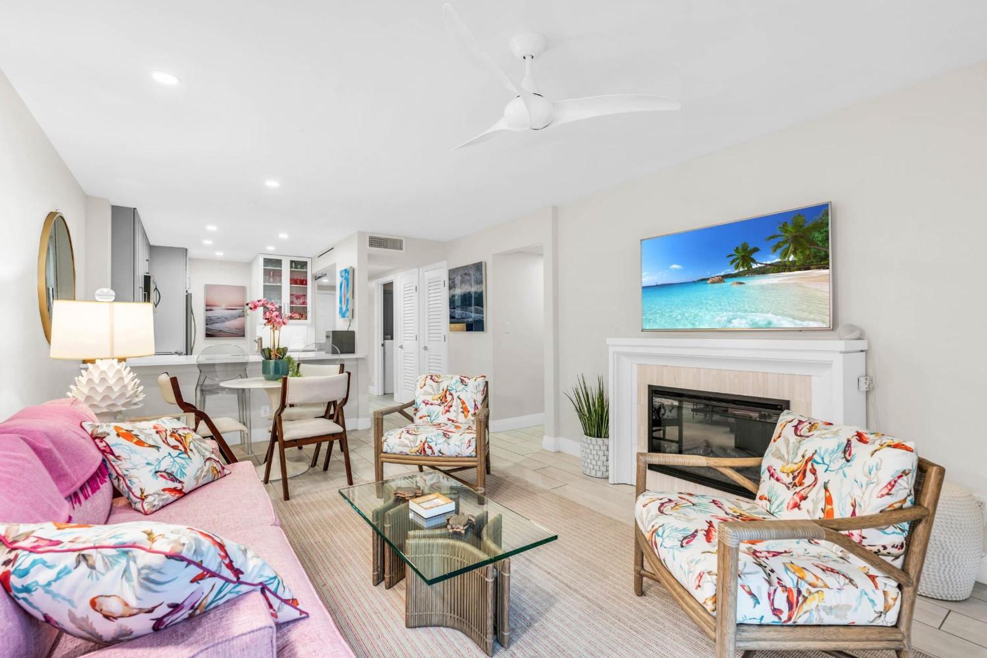 Completely Renovated First Floor Naples