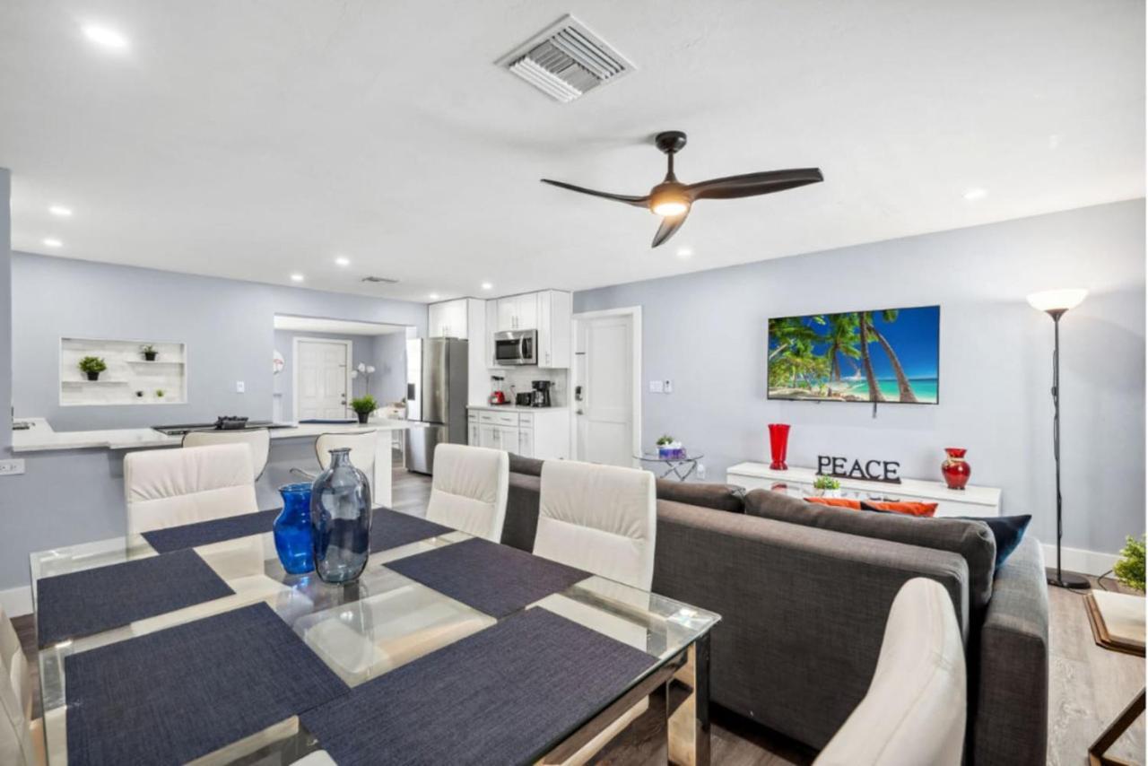Charming 2bd Waterfront In
