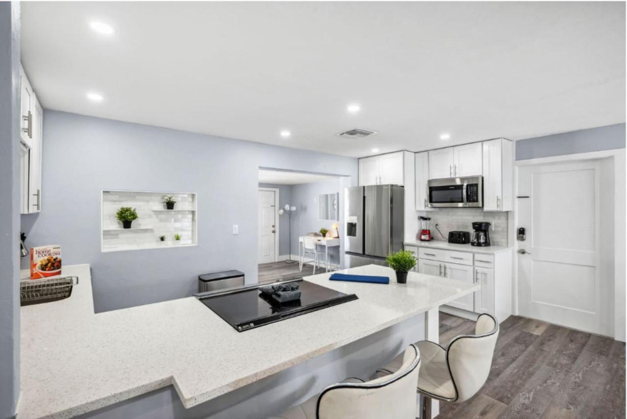 Charming 2bd Waterfront In *