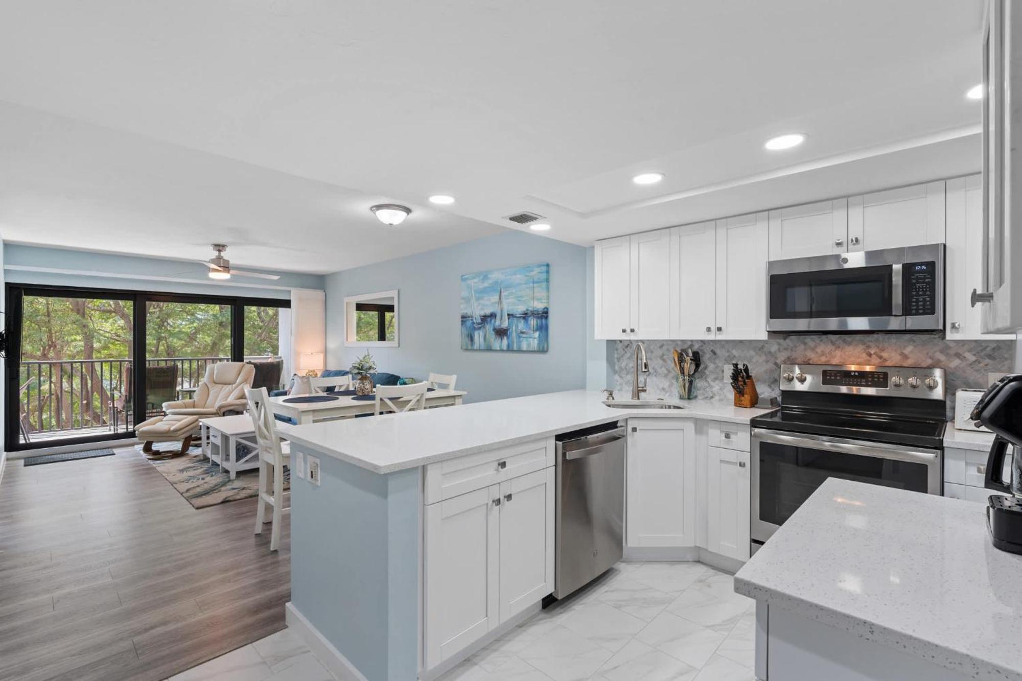 Luxury With Private Lanai Views And Close To The Pool Holiday home Naples
