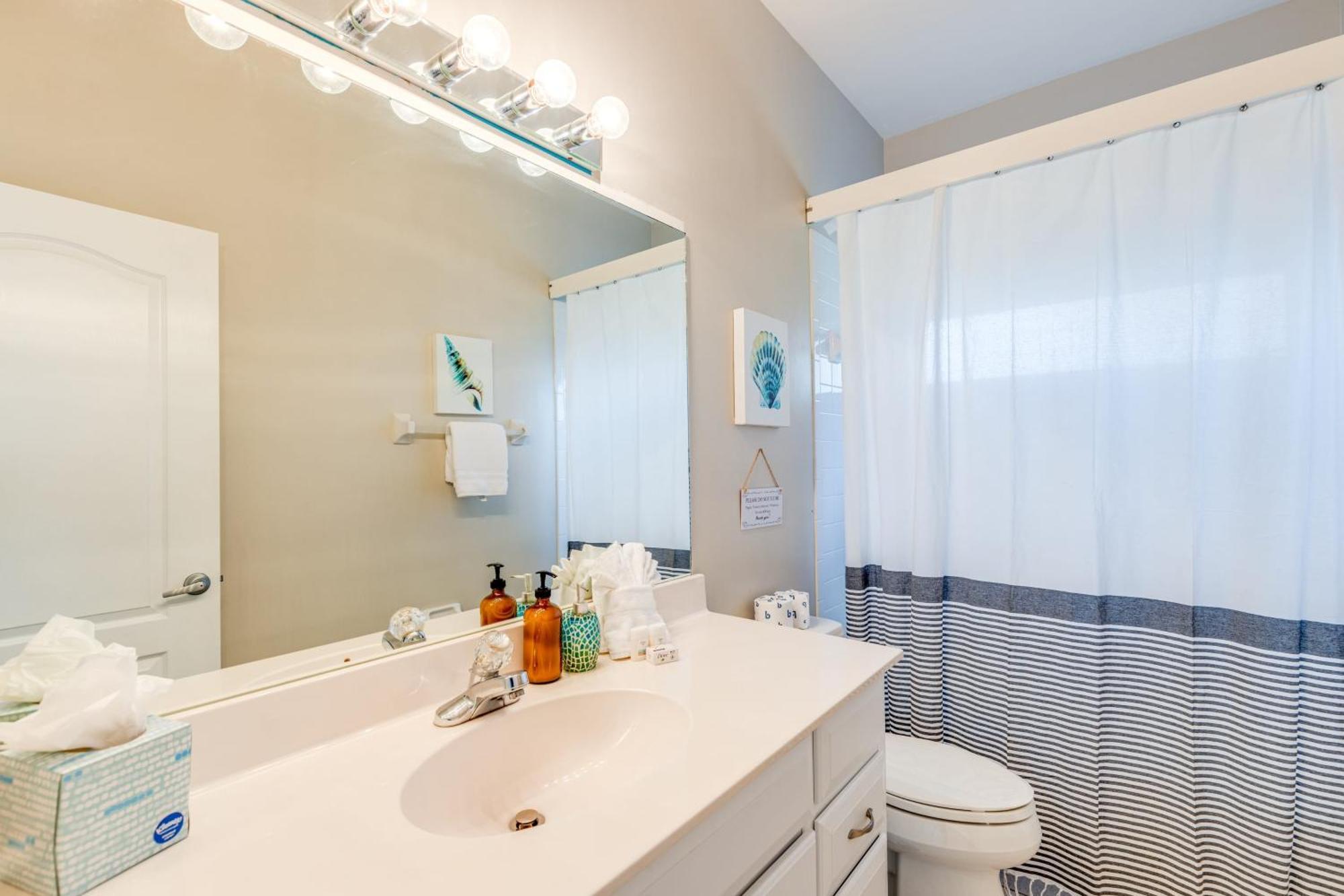 Private Pool Pond Views Bonus Lounge In Gated Community Drive To Dining * Naples