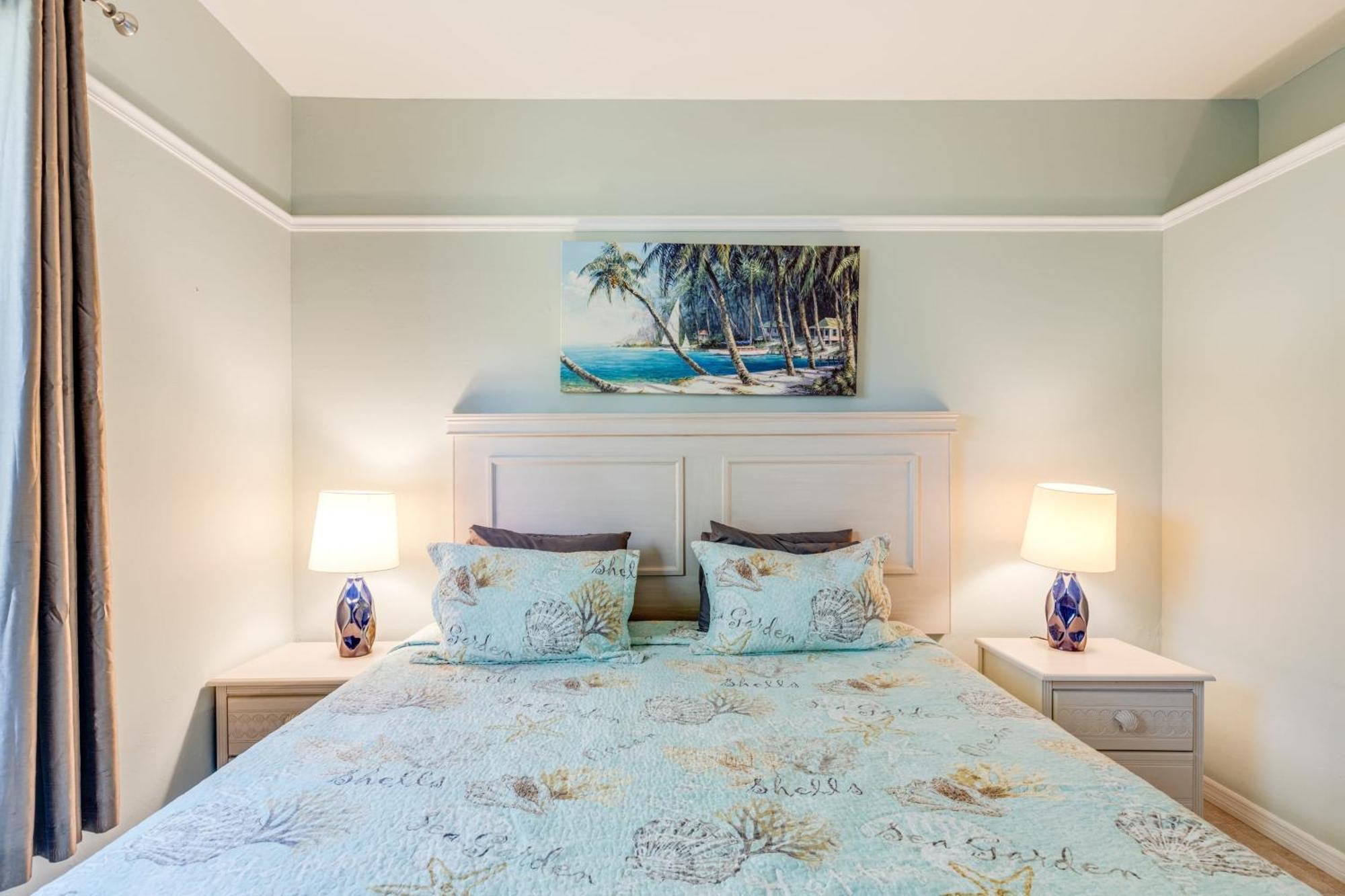 Private Pool Pond Views Bonus Lounge In Gated Community Drive To Dining Holiday home