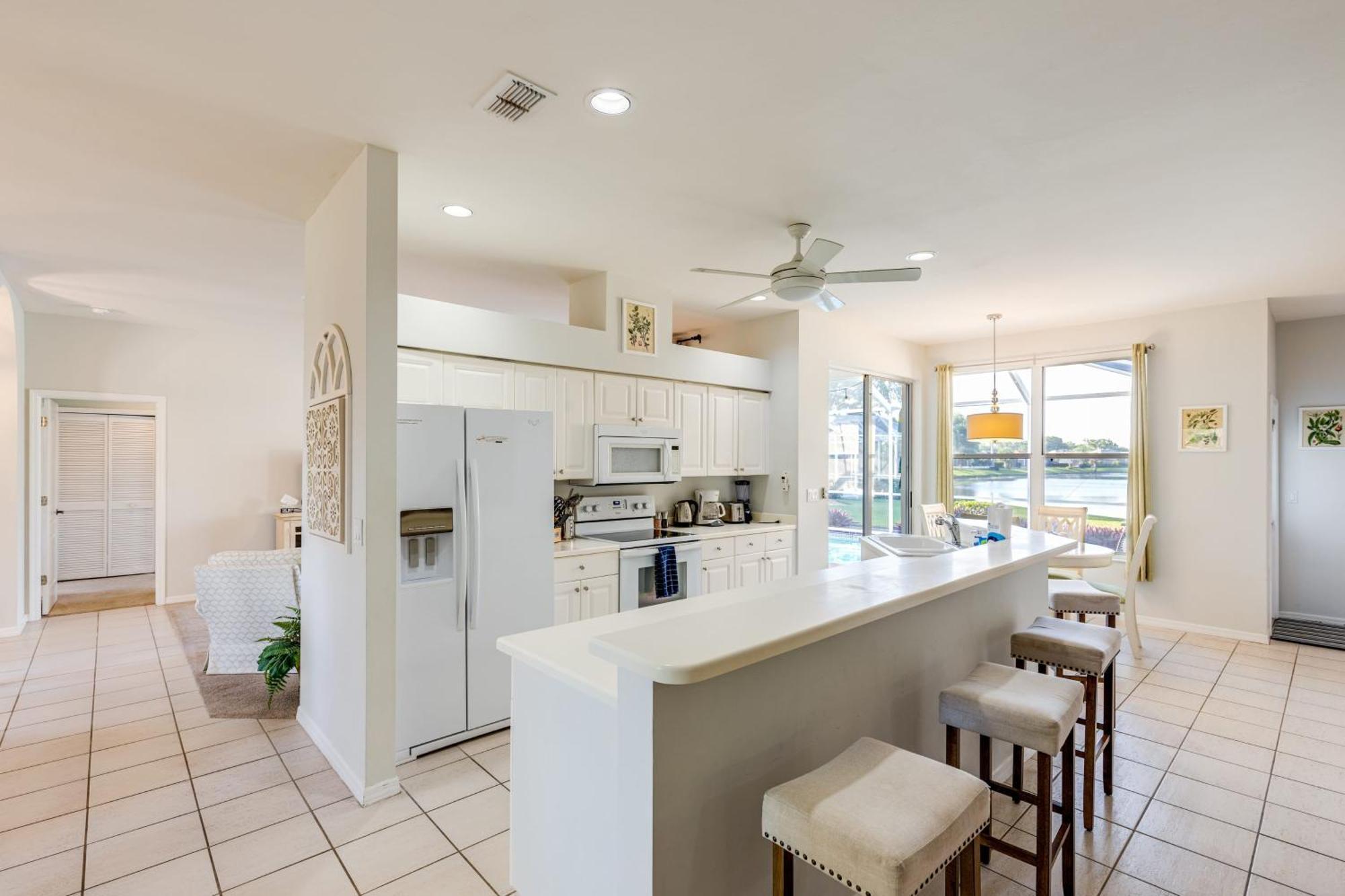 Holiday home Private Pool Pond Views Bonus Lounge In Gated Community Drive To Dining Naples