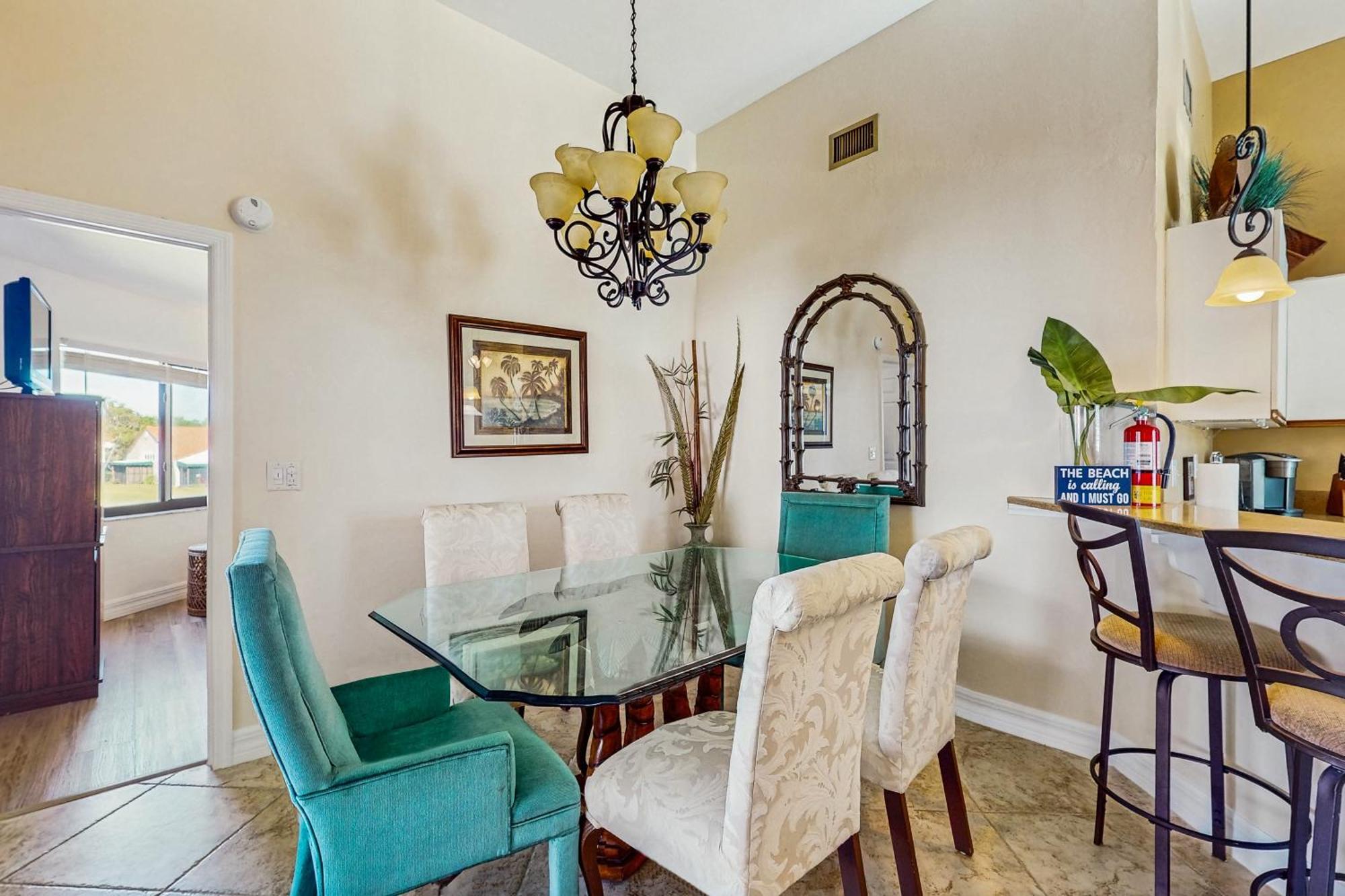 Beachwalk Getaway In Apartment *