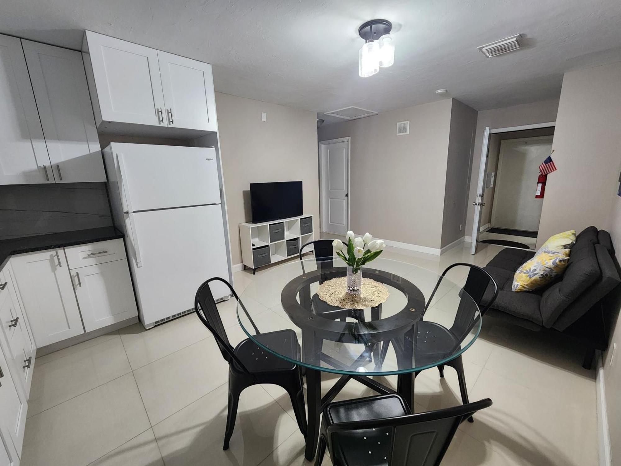 Apartment Golden Aparments *