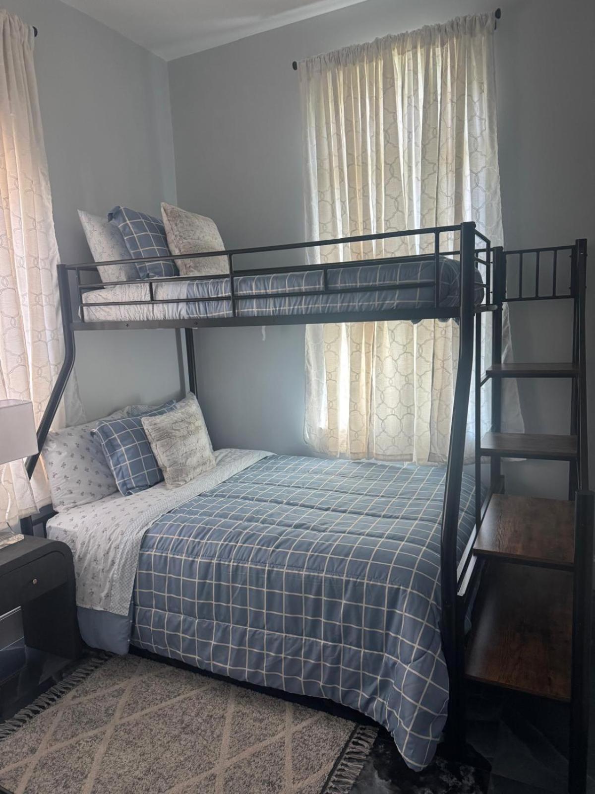 Serene Holiday home Naples