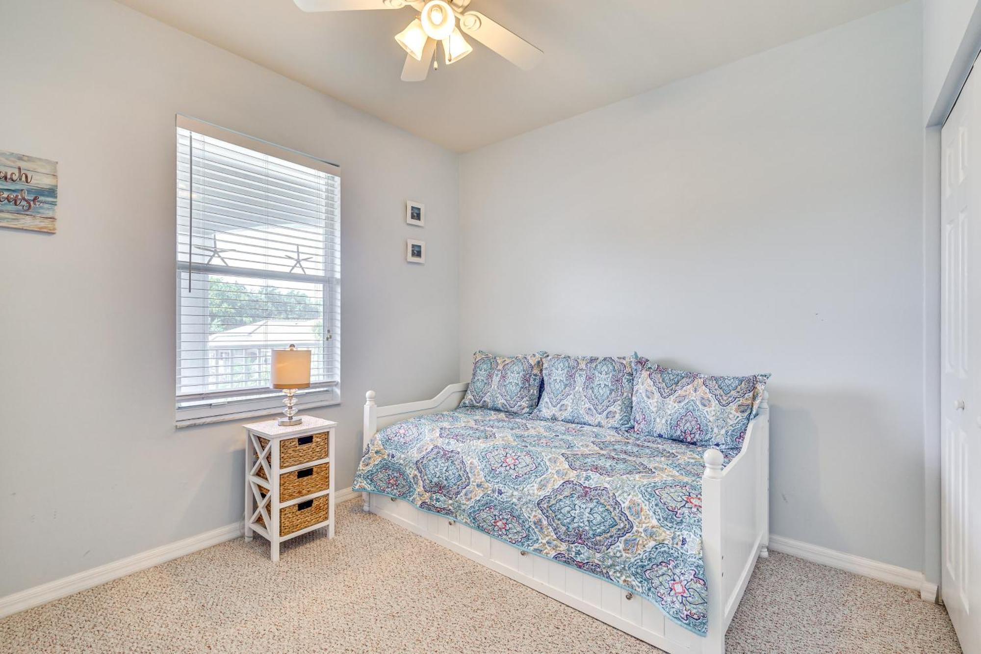 Apartment Less Than 1 Mi To Sleek Naples