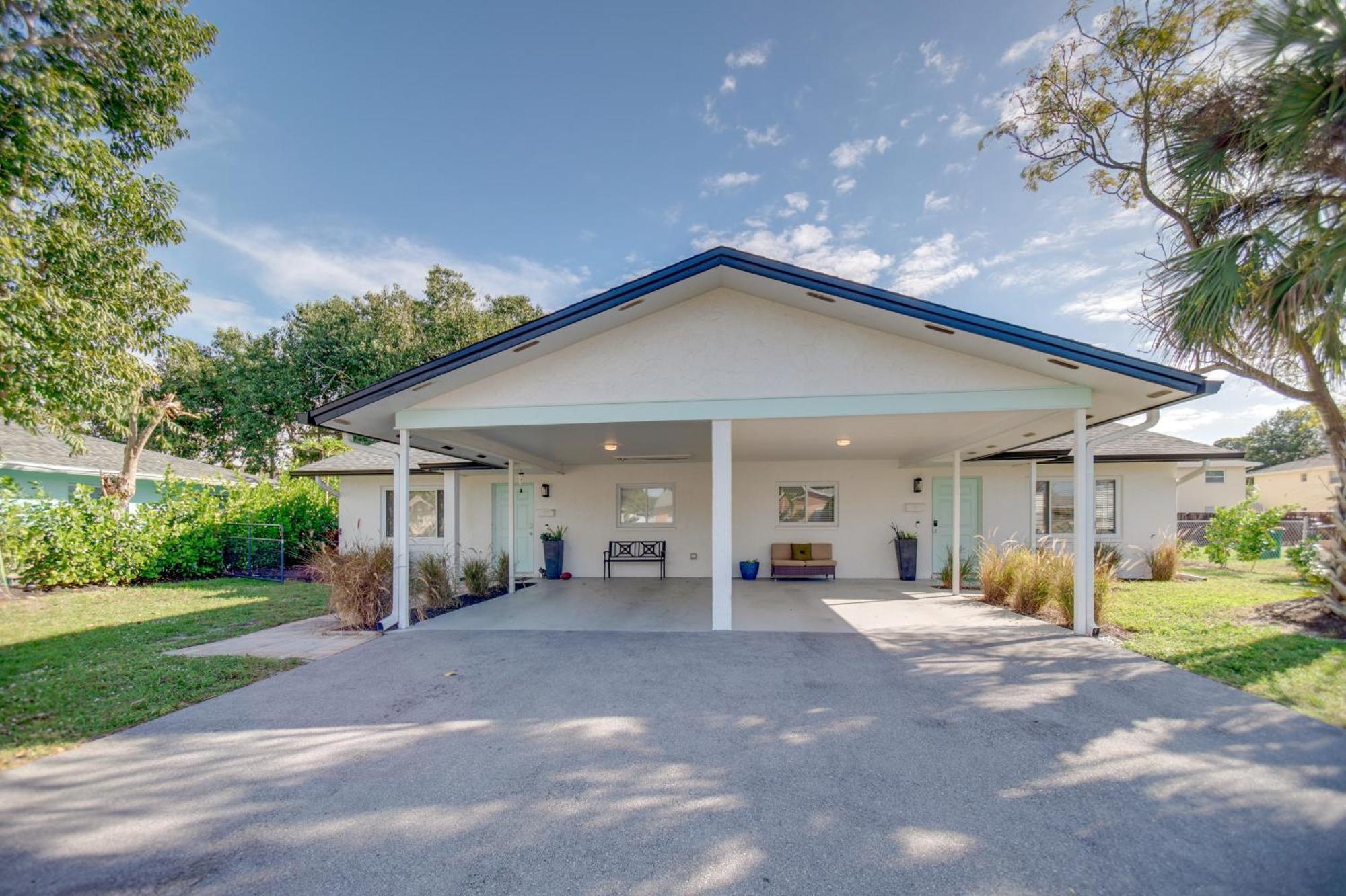 Cozy And Bright Abode With Community Amenities! *