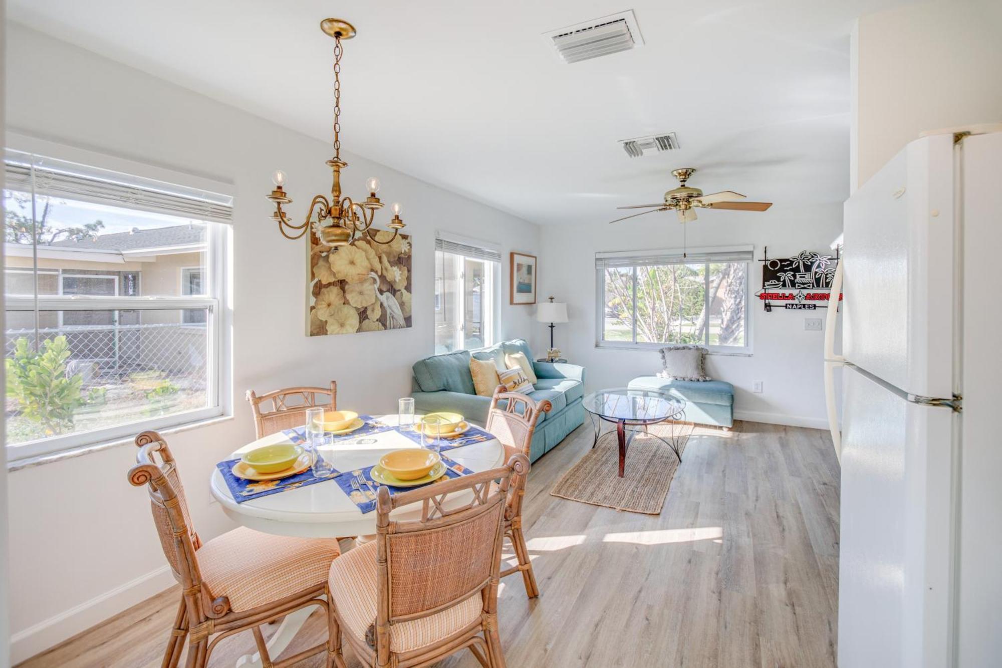 Cozy And Bright Abode With Community Amenities! * Naples