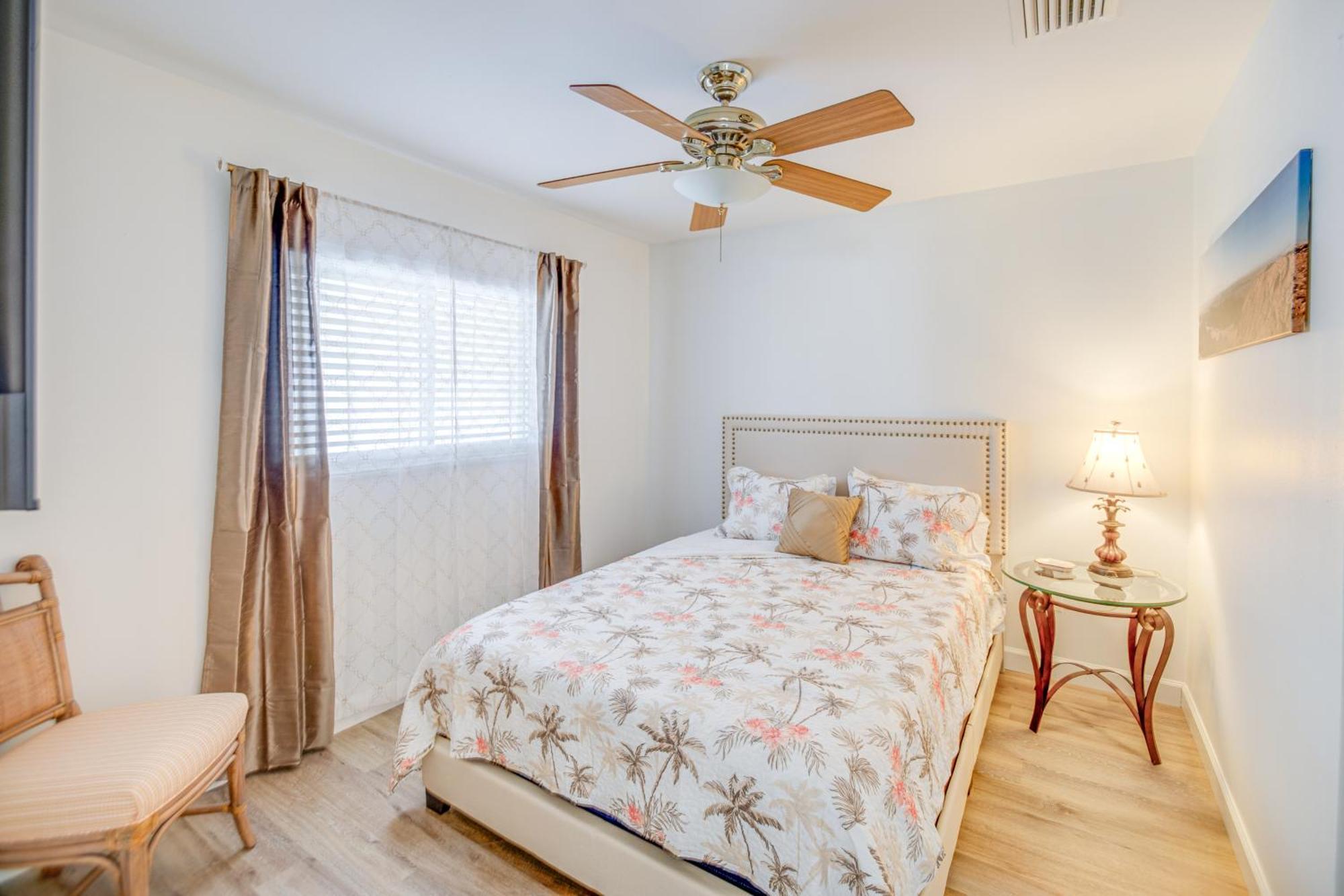 Cozy And Bright Abode With Community Amenities! * Naples