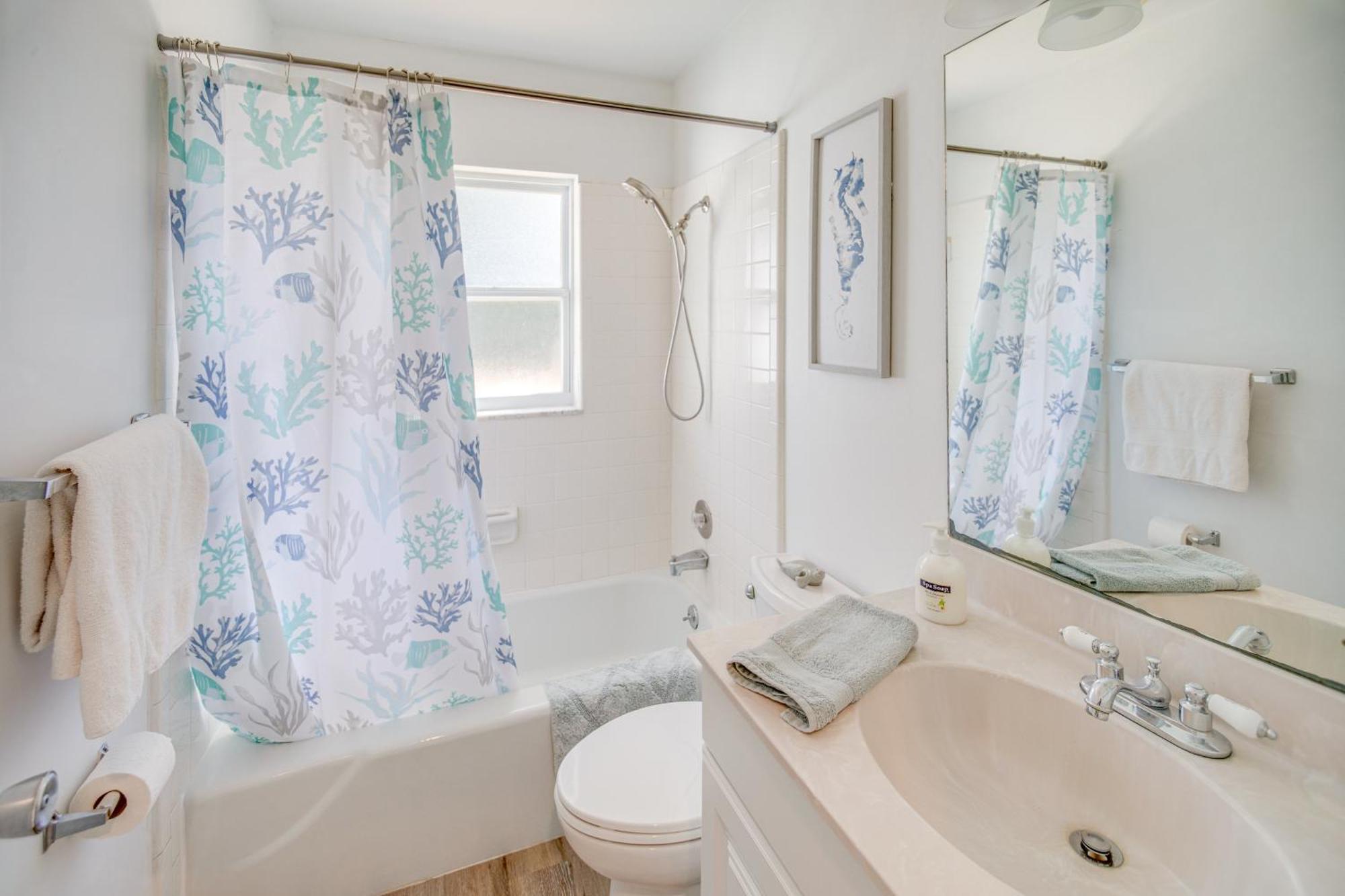 Cozy And Bright Abode With Community Amenities! Apartment *
