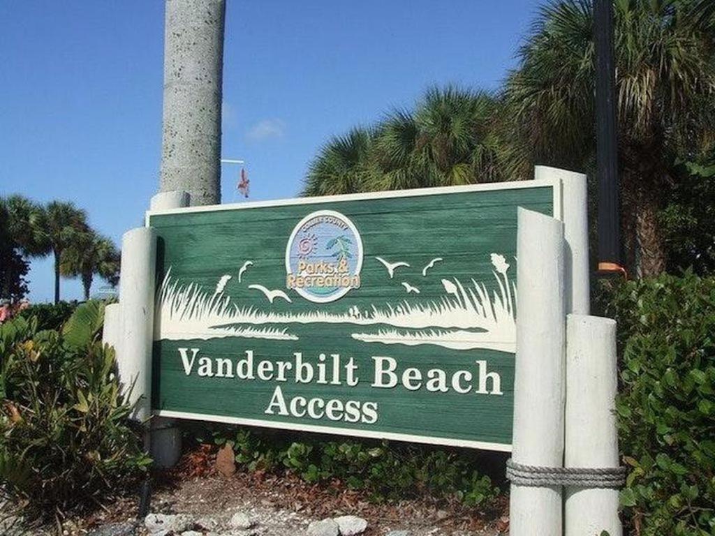 The House! - 1 Mile To Vanderbilt Beach! Southern Exposure, Pool