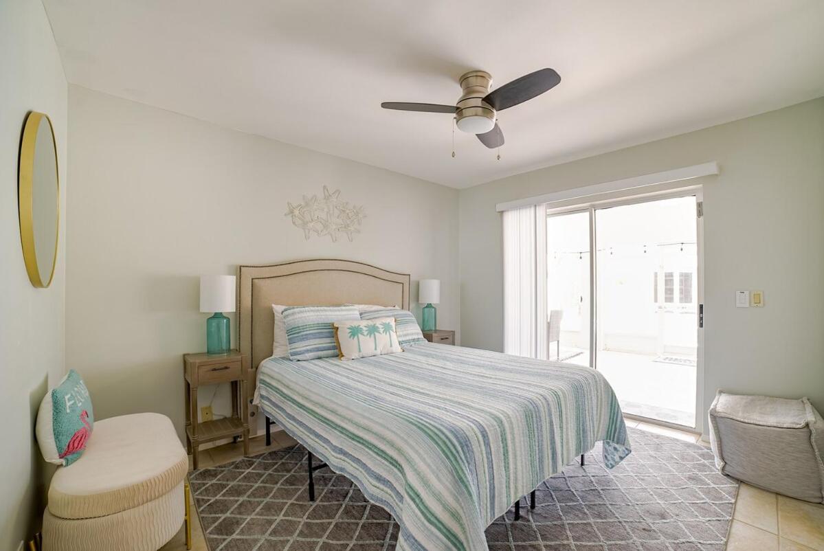Walk To New Pool- Bathrooms With Oasis Holiday home *