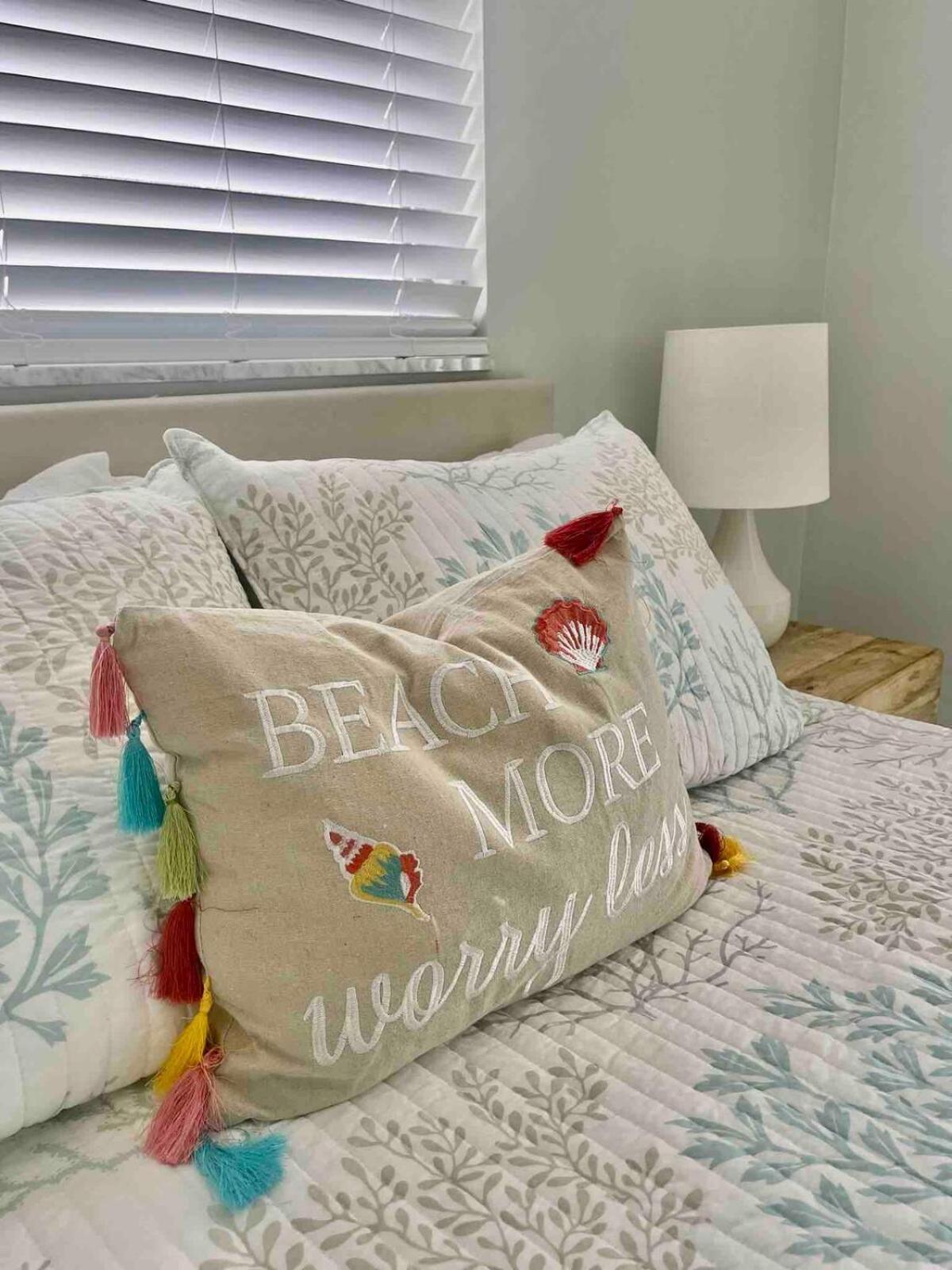 Holiday home Walk To New Pool- Bathrooms With Oasis Naples