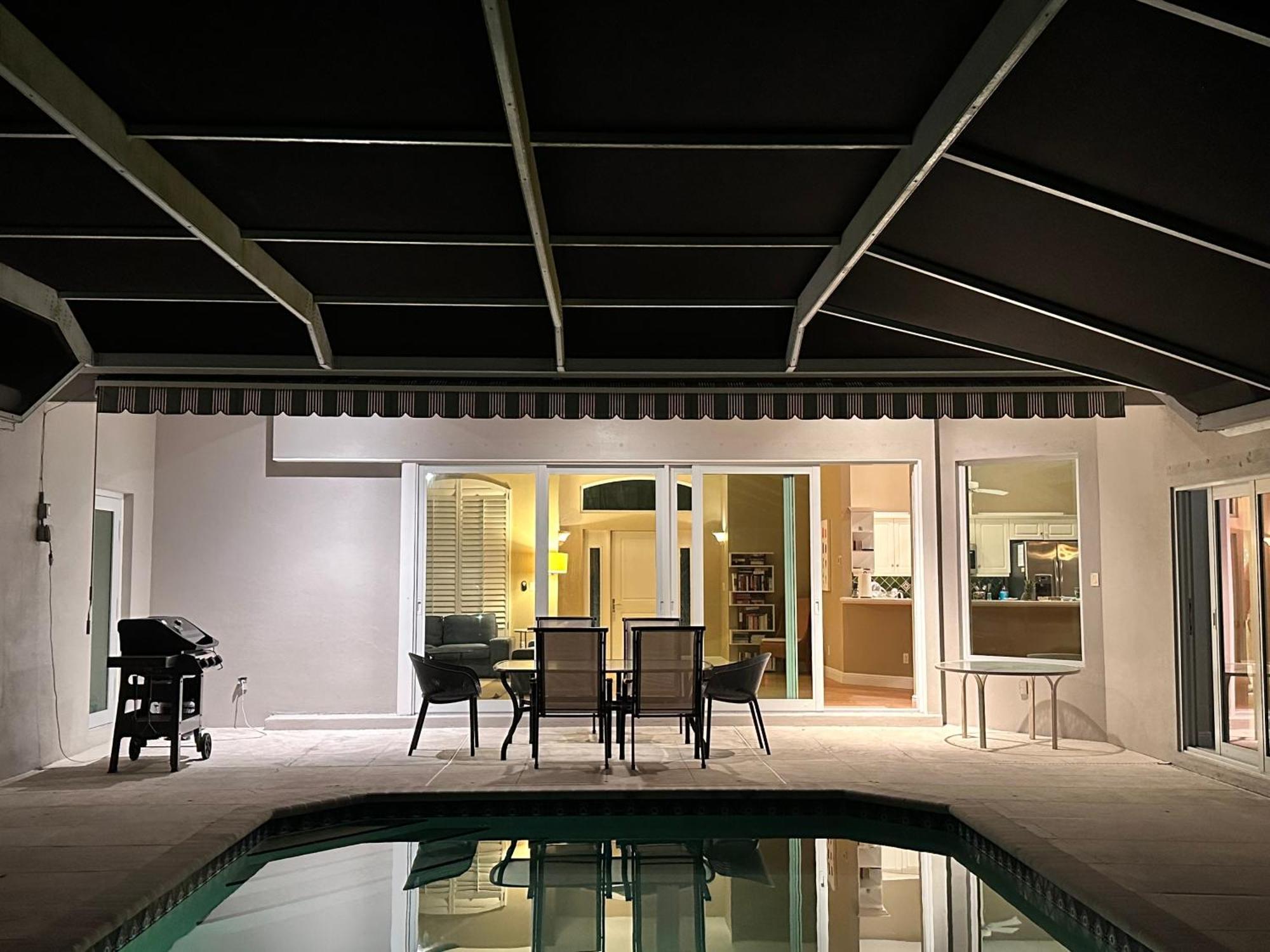 Private With View And Pool * Naples