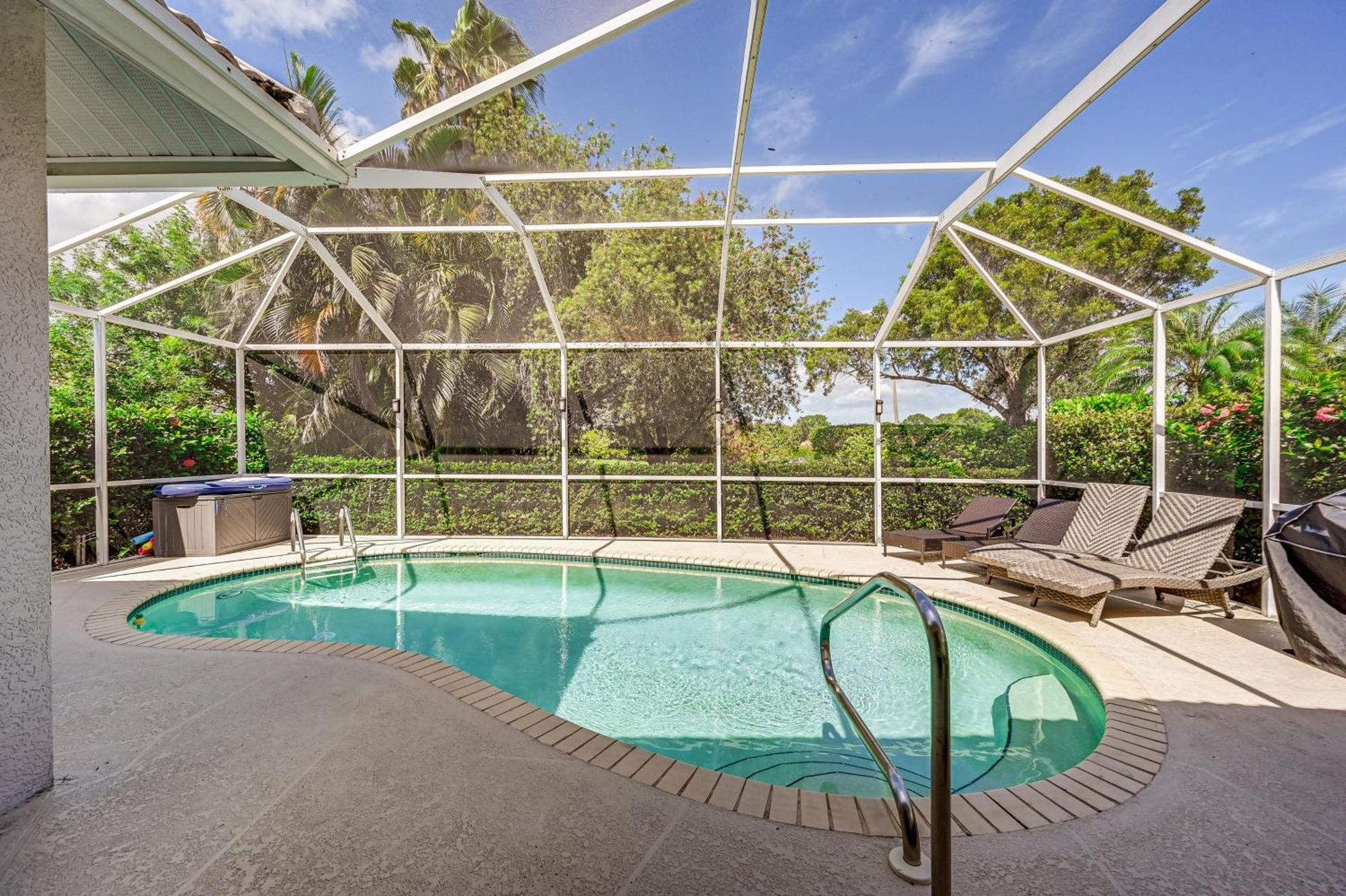 Vacation With Private Outdoor Pool * Naples