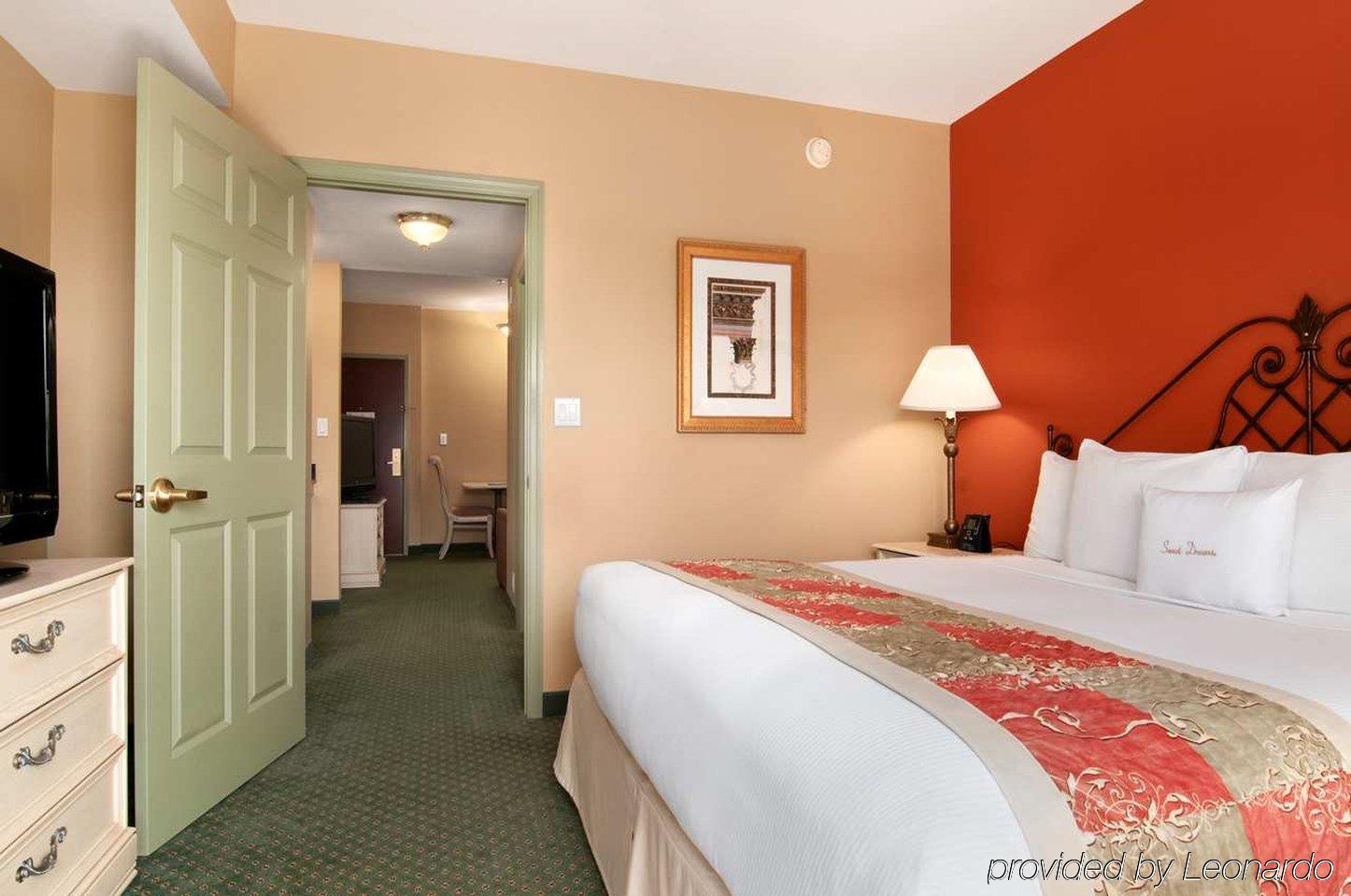 Doubletree By Hilton Naples Hotel
