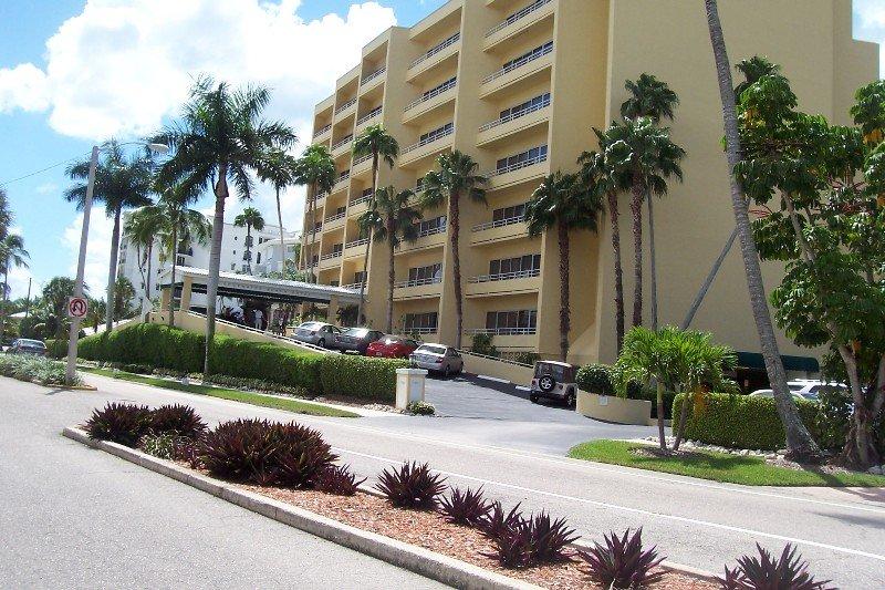 Edgewater 4* Naples