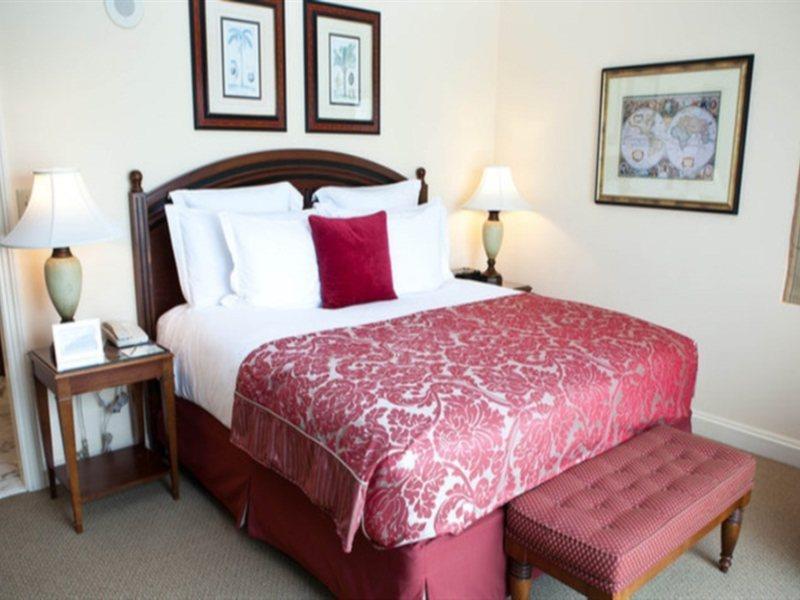 The Ritz-carlton Naples, Tiburon