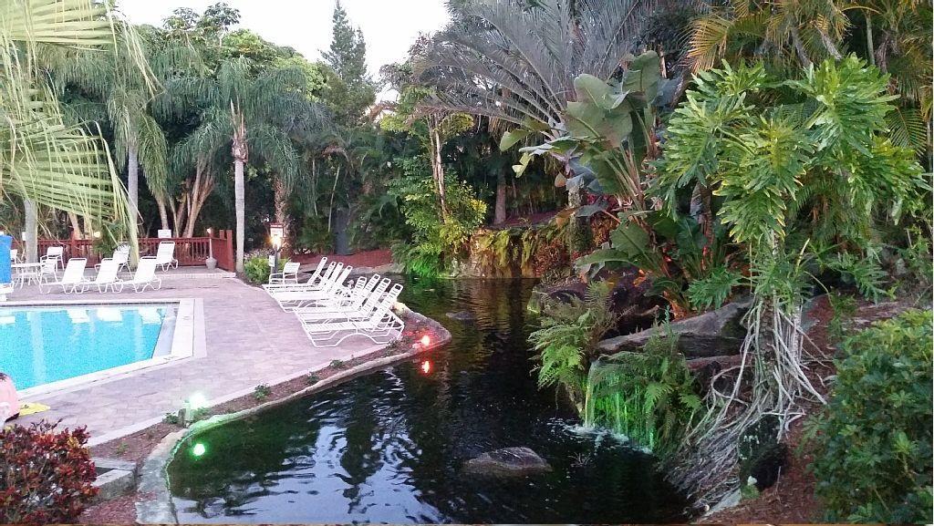 Parkshore * Naples