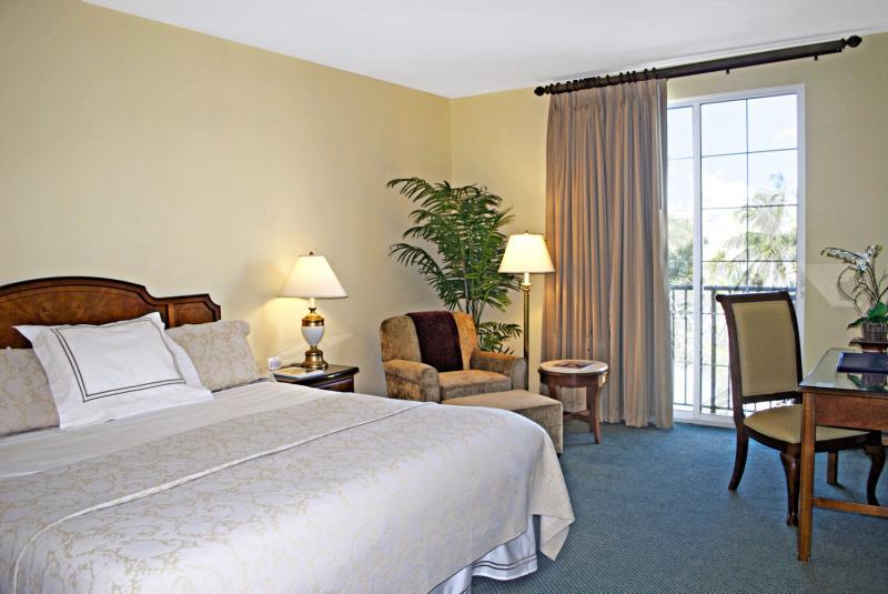 The Capri Hotel