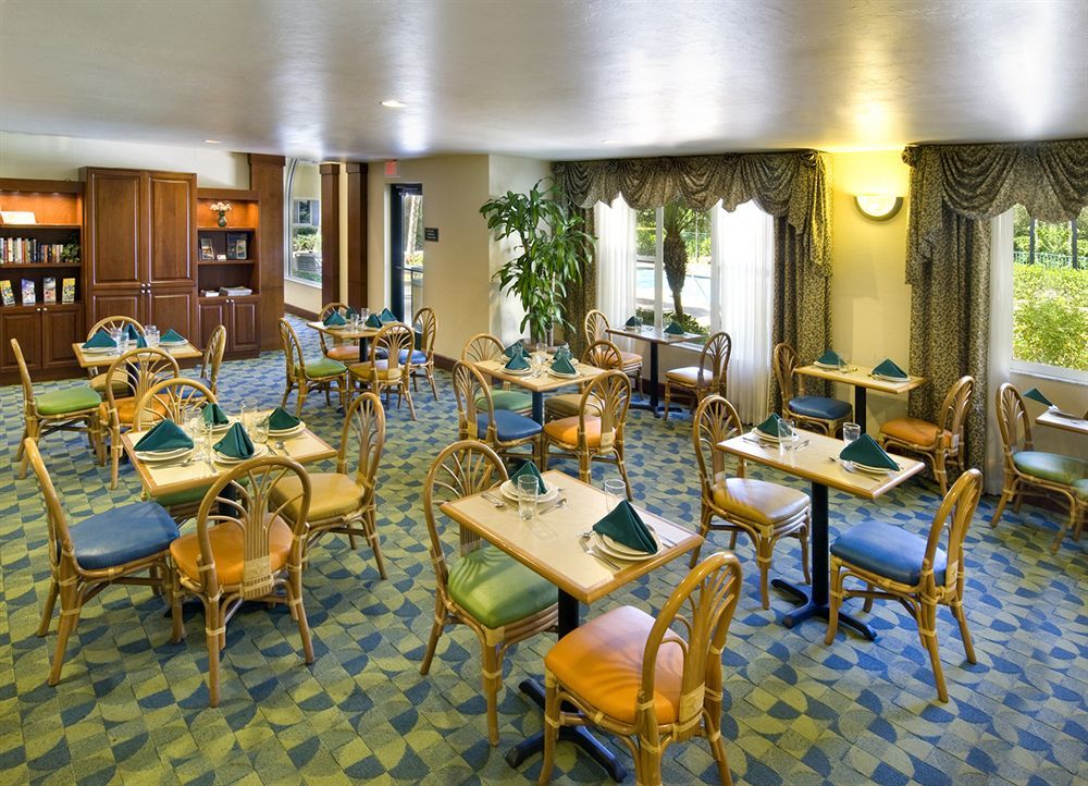 Hawthorn Extended By Wyndham Naples