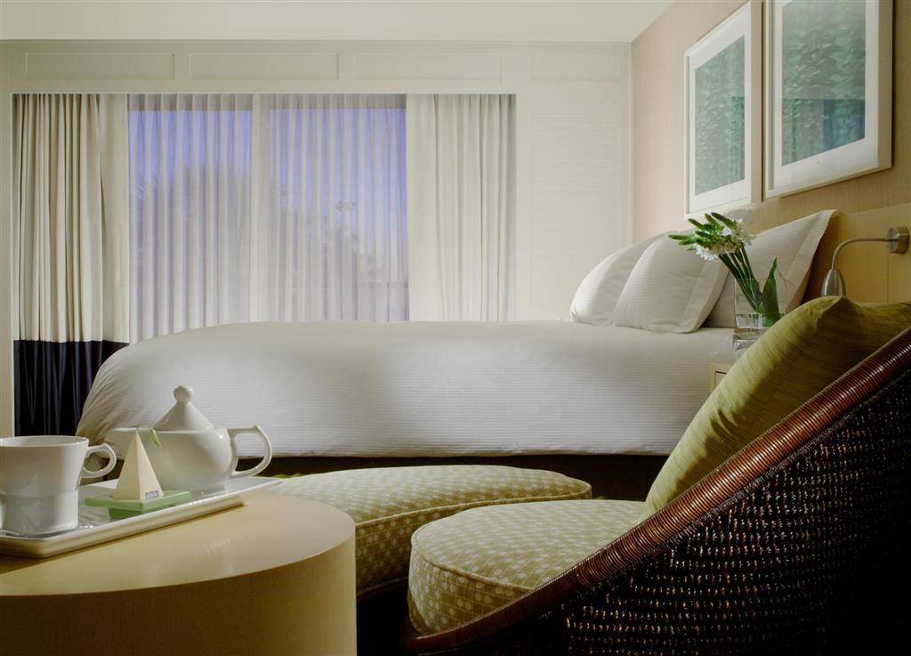 Hotel Edgewater 4*
