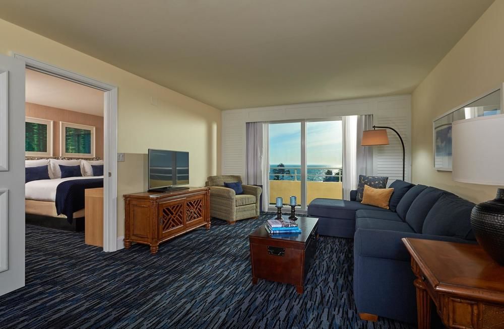 Edgewater Hotel