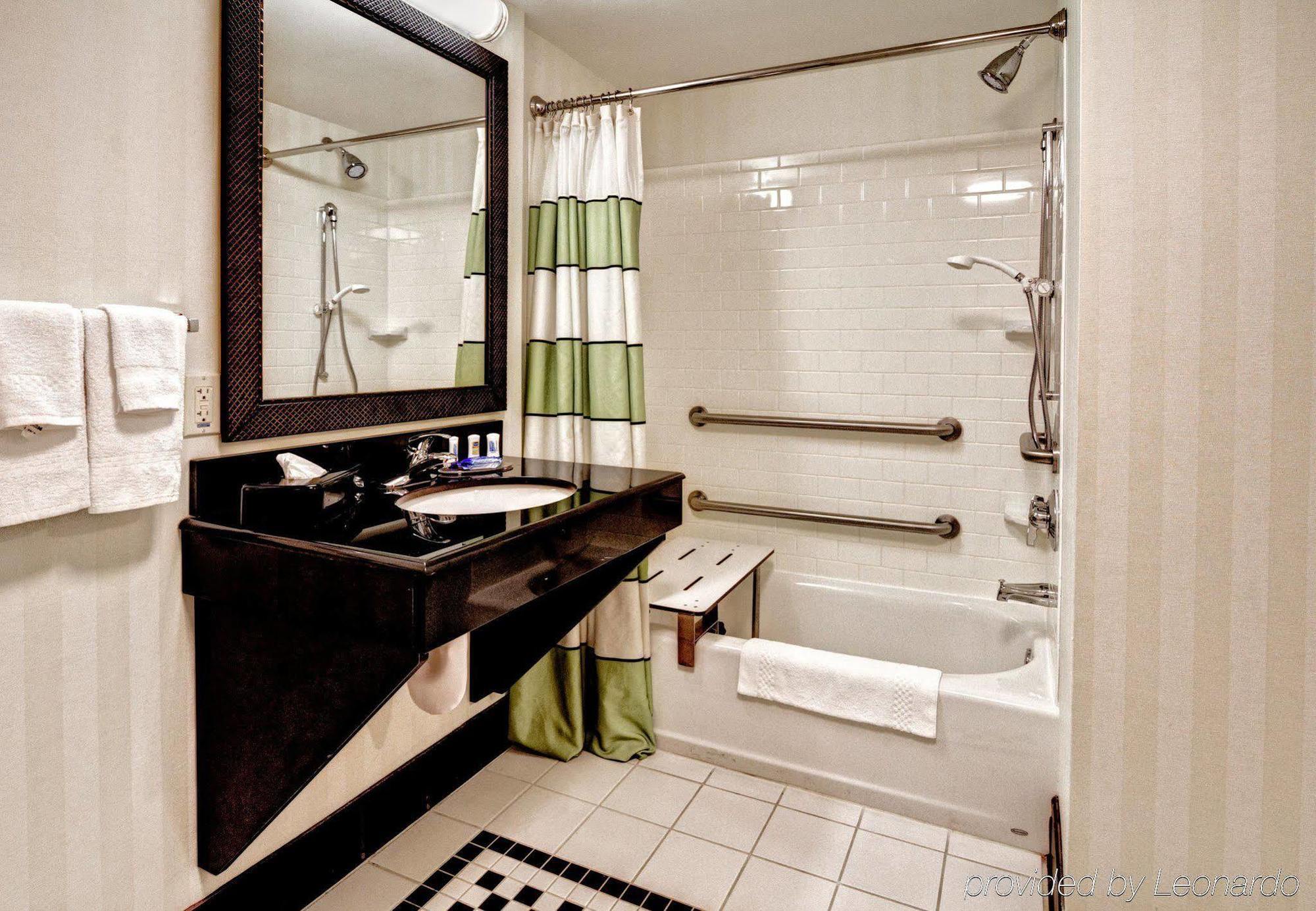 Fairfield And By Marriott Hotel Naples