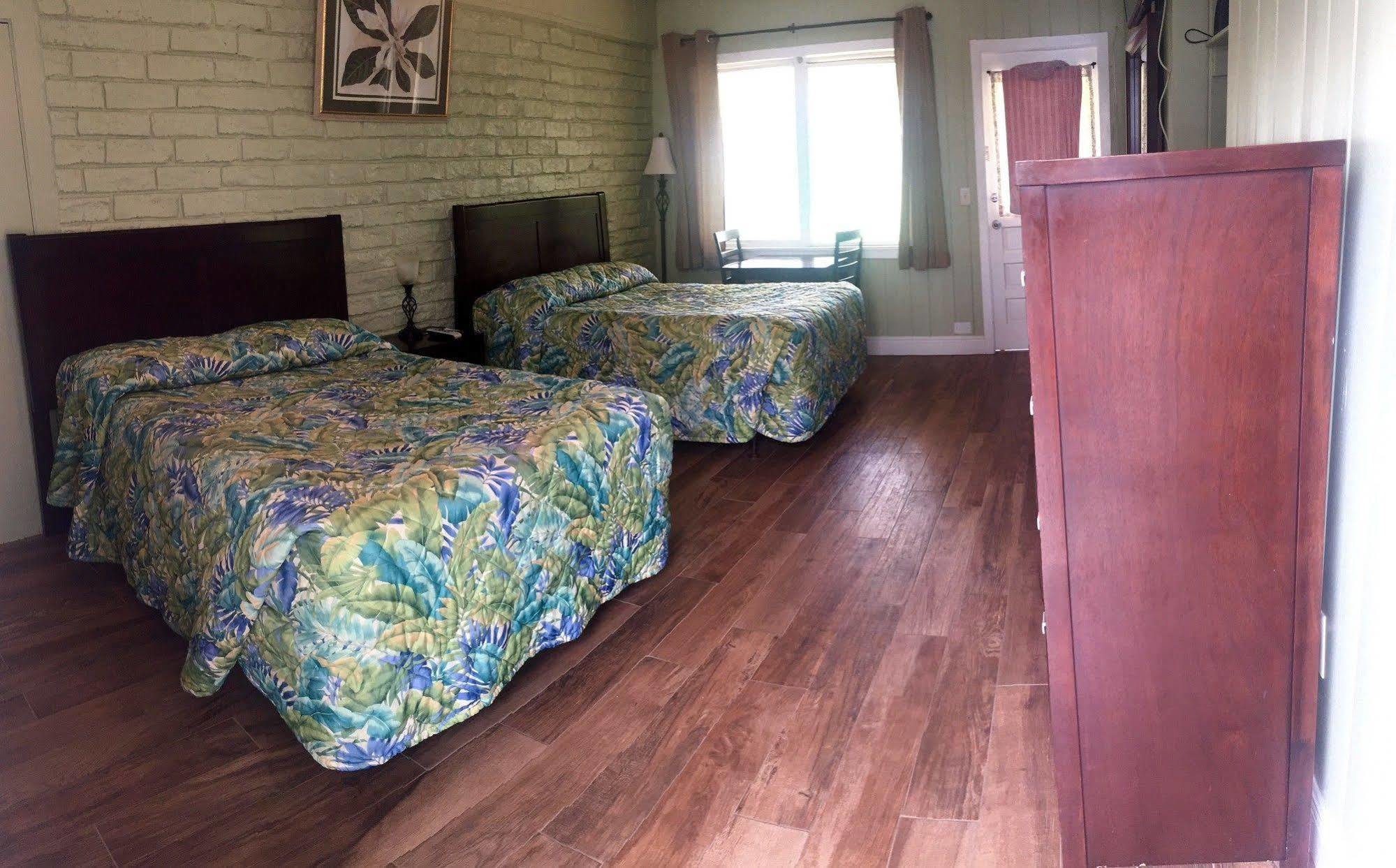 Sea Shell Motel