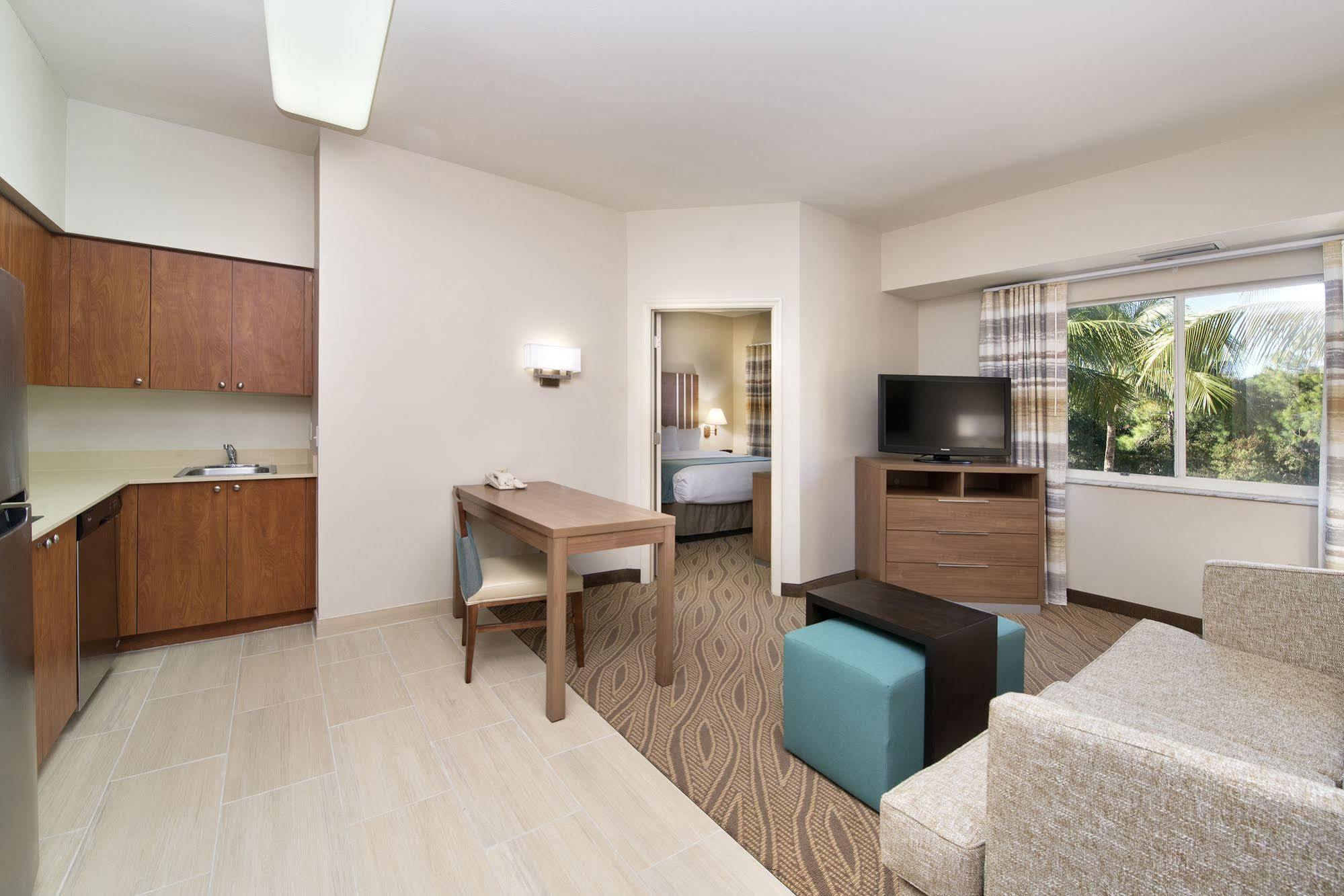 Hawthorn Extended By Wyndham Naples Vineyards