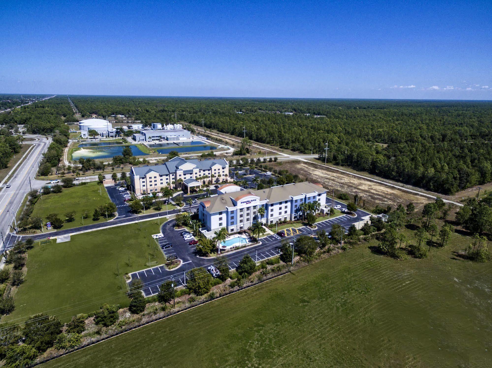 Fairfield And By Marriott Hotel Naples