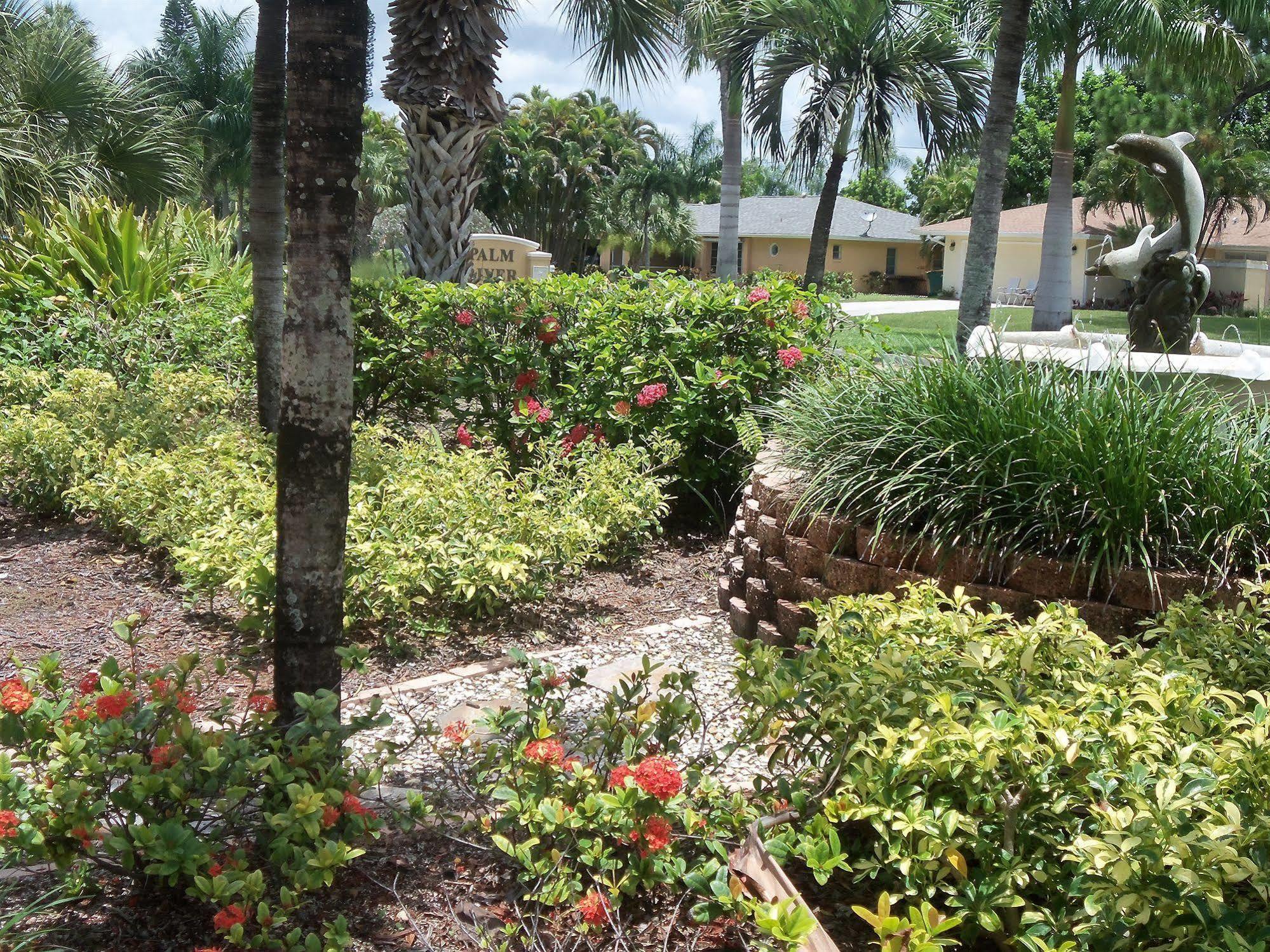 The Fairways Of Naples