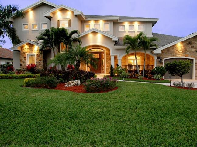 Palm River Estate - Five Bedroom Holiday home Naples